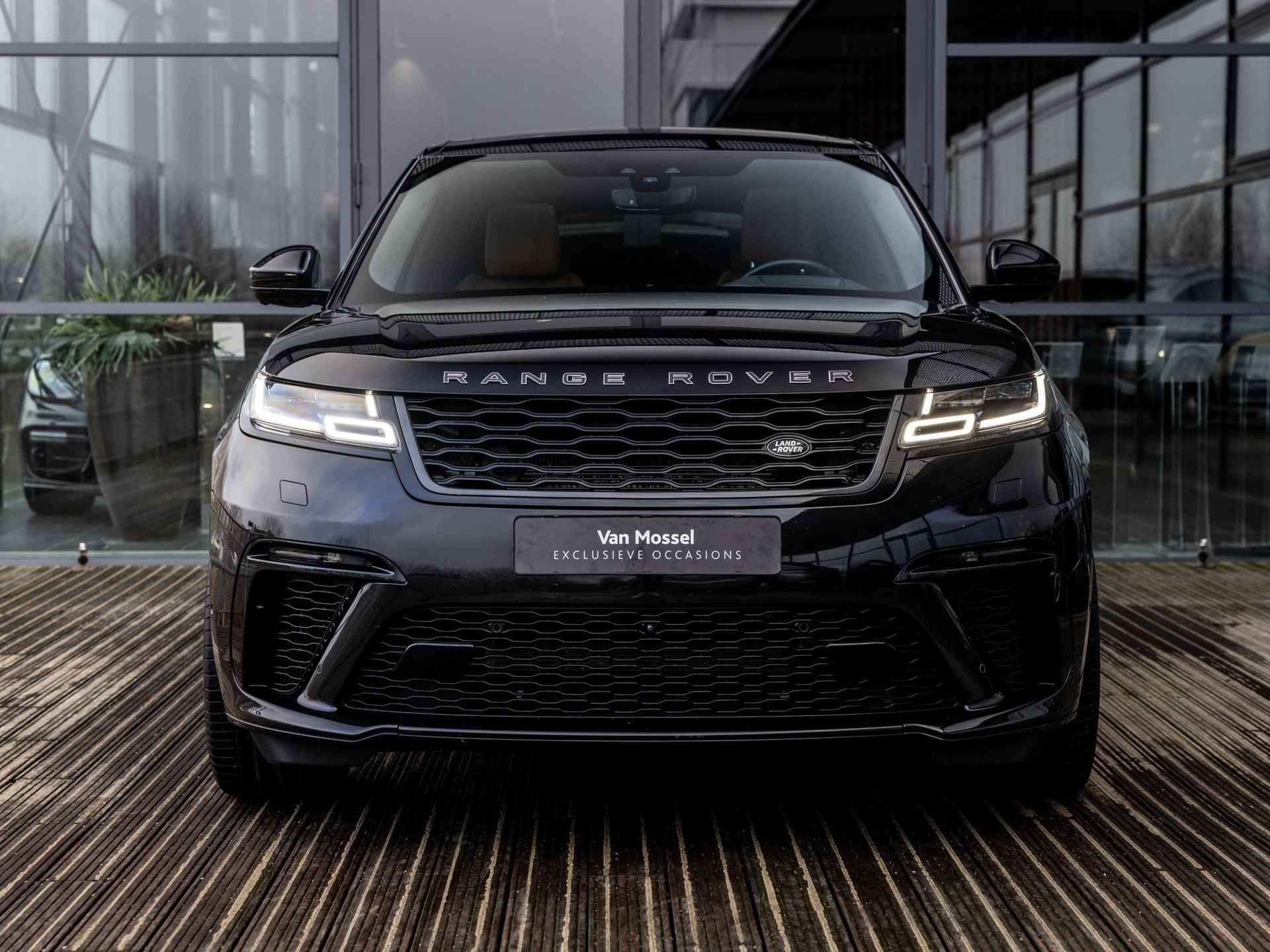 Land Rover Range Rover Velar 5.0 V8 SV Autobiography Dynamic Edition | MERIDIAN SIGNATURE SOUNDSYSTEM | STOELMASSAGE | STOELVENTILATIE | HEAD-UP DISPLAY | 360 CAMERA | PANORAMA/SCHUIF-KANTELDAK | ADAPTIEVE CRUISE CONTROL | - 4/57