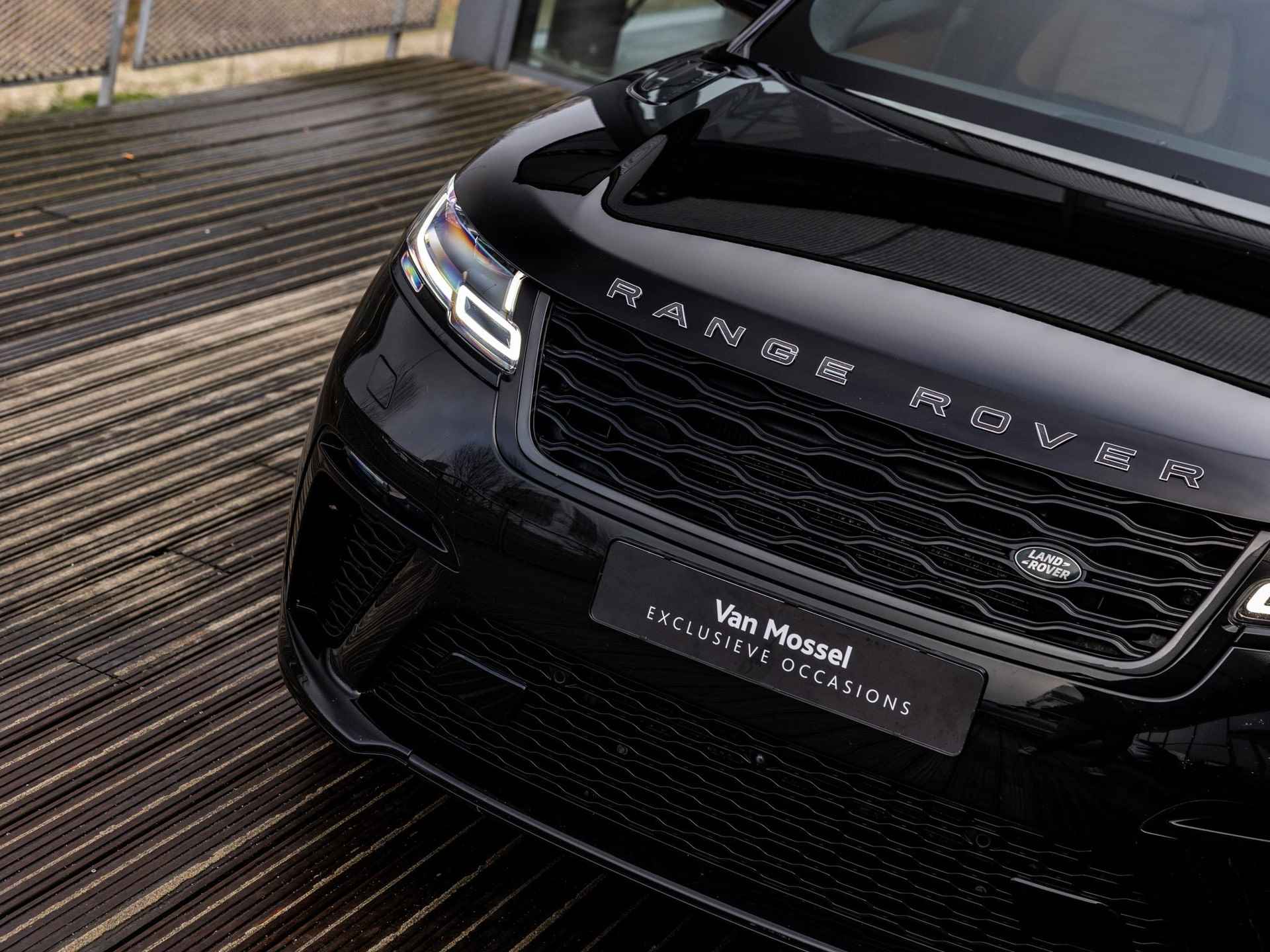 Land Rover Range Rover Velar 5.0 V8 SV Autobiography Dynamic Edition | MERIDIAN SIGNATURE SOUNDSYSTEM | STOELMASSAGE | STOELVENTILATIE | HEAD-UP DISPLAY | 360 CAMERA | PANORAMA/SCHUIF-KANTELDAK | ADAPTIEVE CRUISE CONTROL | - 50/57