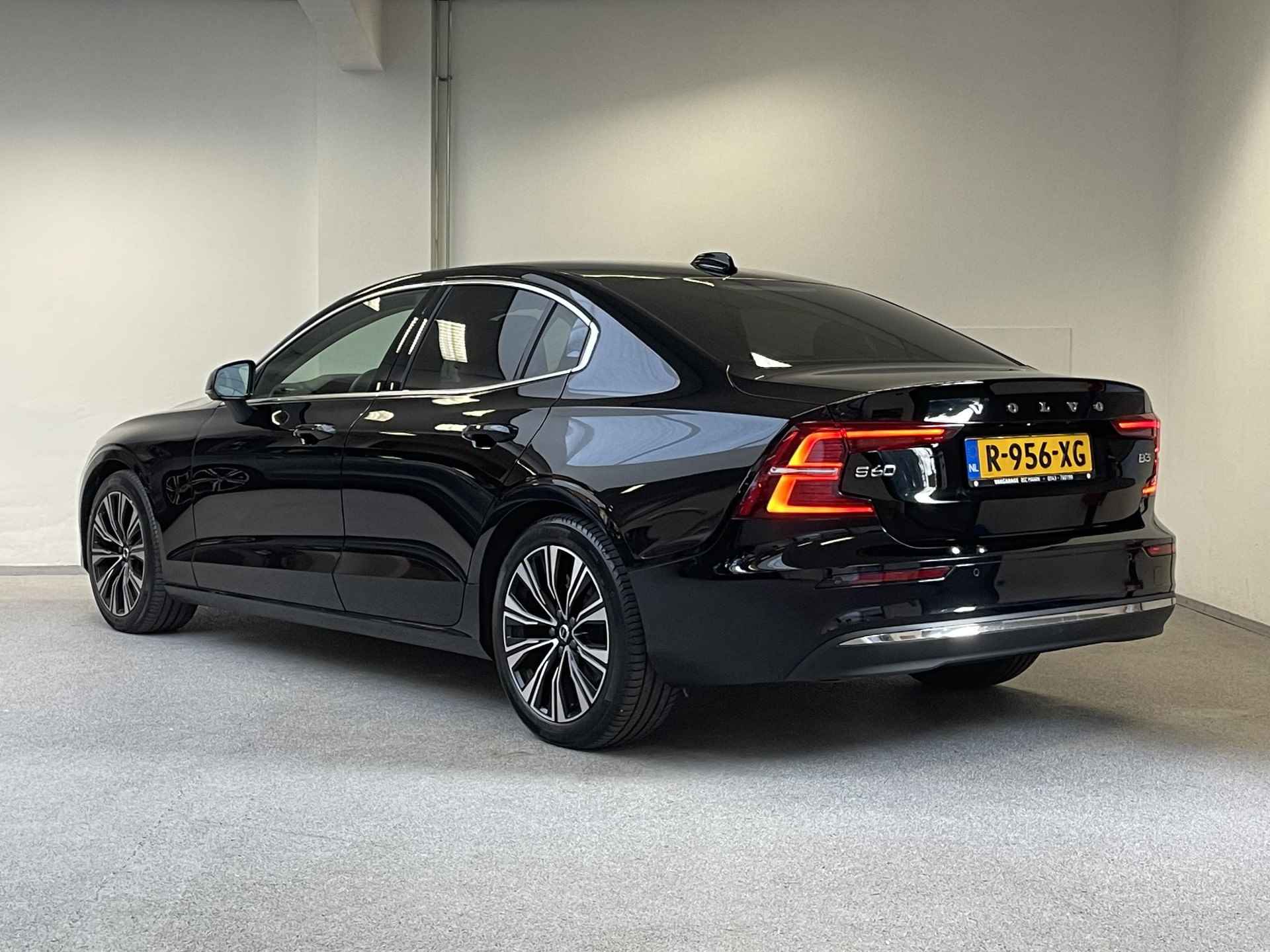 Volvo S60 2.0 B3 Plus Bright | FACELIFT | TREKHAAK | LEDER | CAMERA | STOEL/STUUR.V.W. | - 8/52