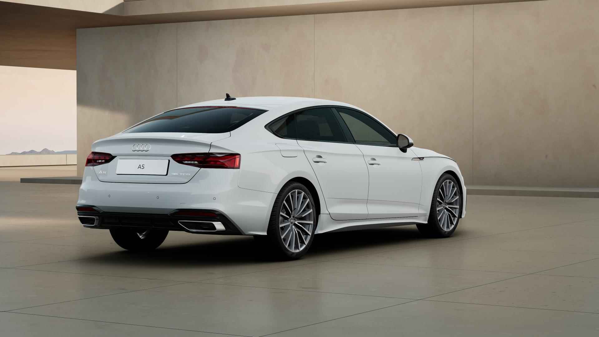 Audi A5 Sportback 35 TFSI 150pk S-tronic S Edition Competition | Zwart Optiek Pakket | Navigatie - 2/12