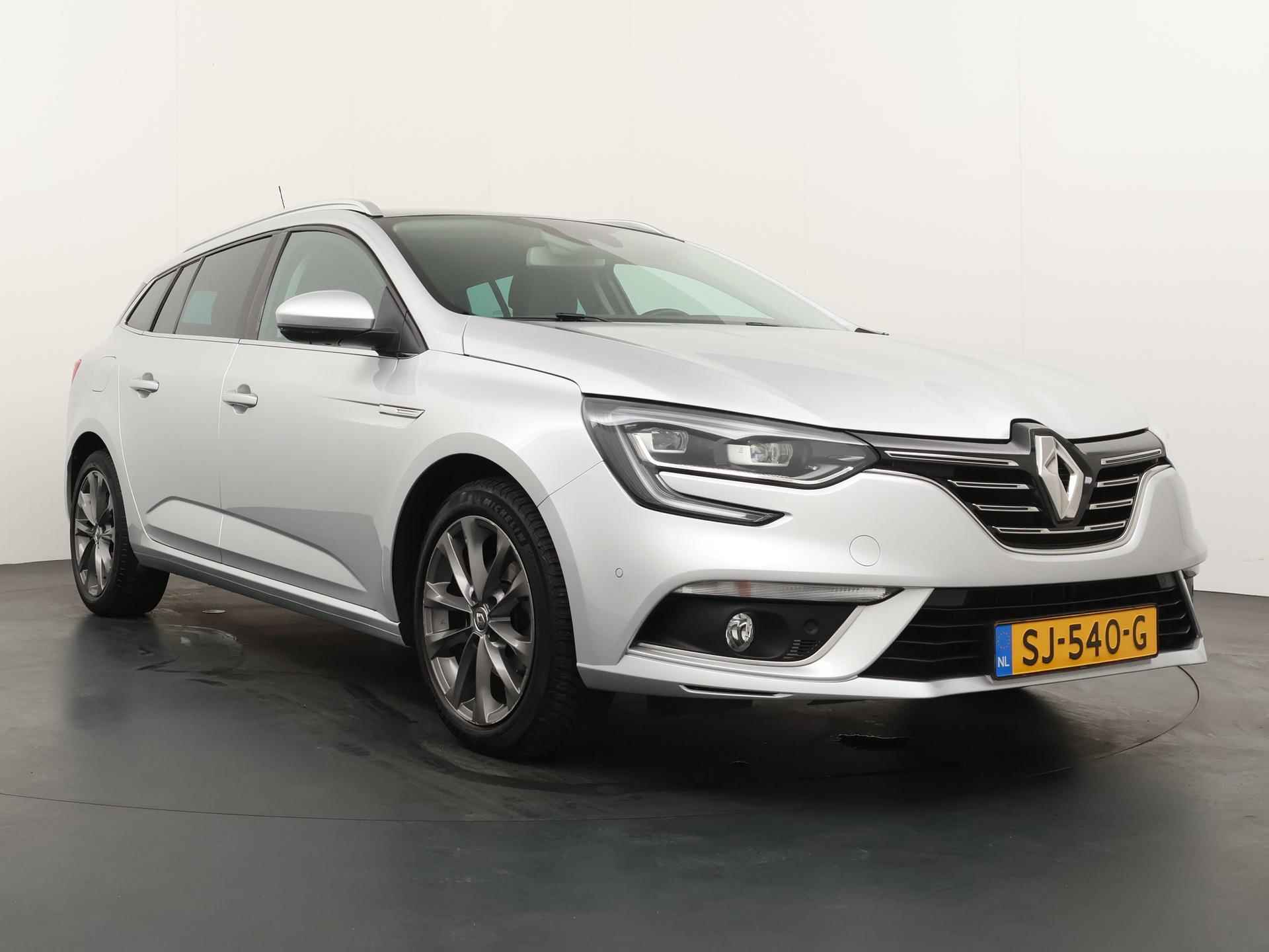 Renault Mégane Estate 130 TCe Série Signature Exclusive - 8/30