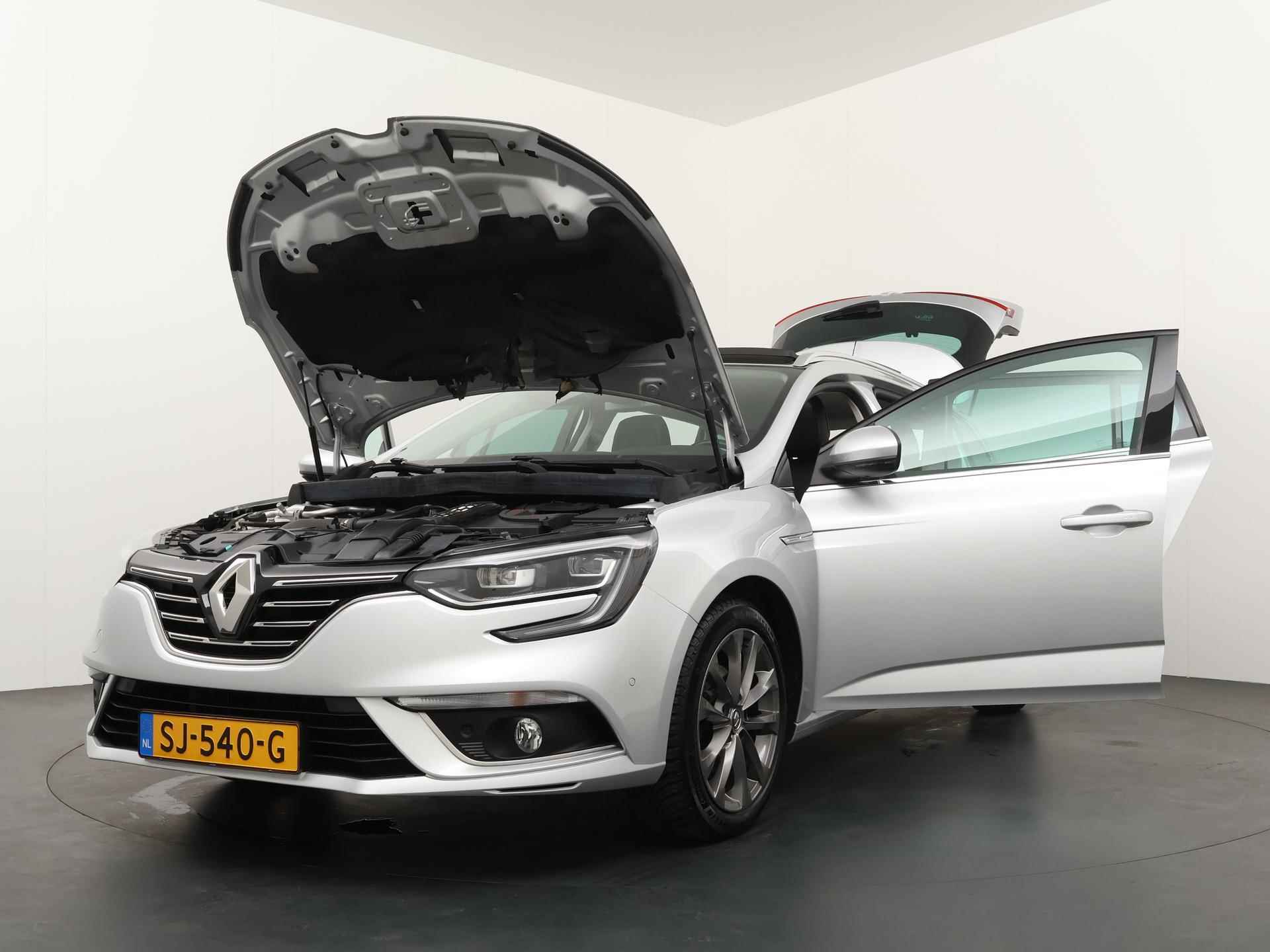 Renault Mégane Estate 130 TCe Série Signature Exclusive - 20/30