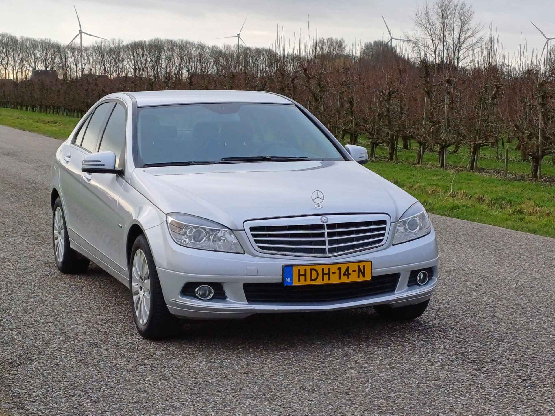 Mercedes-Benz C-Klasse 180 K BlueEFFICIENCY Elegance /Werkelijk nieuwstaat!/29.658 km!/Clima/Hout/Bluetooth/ - 6/46