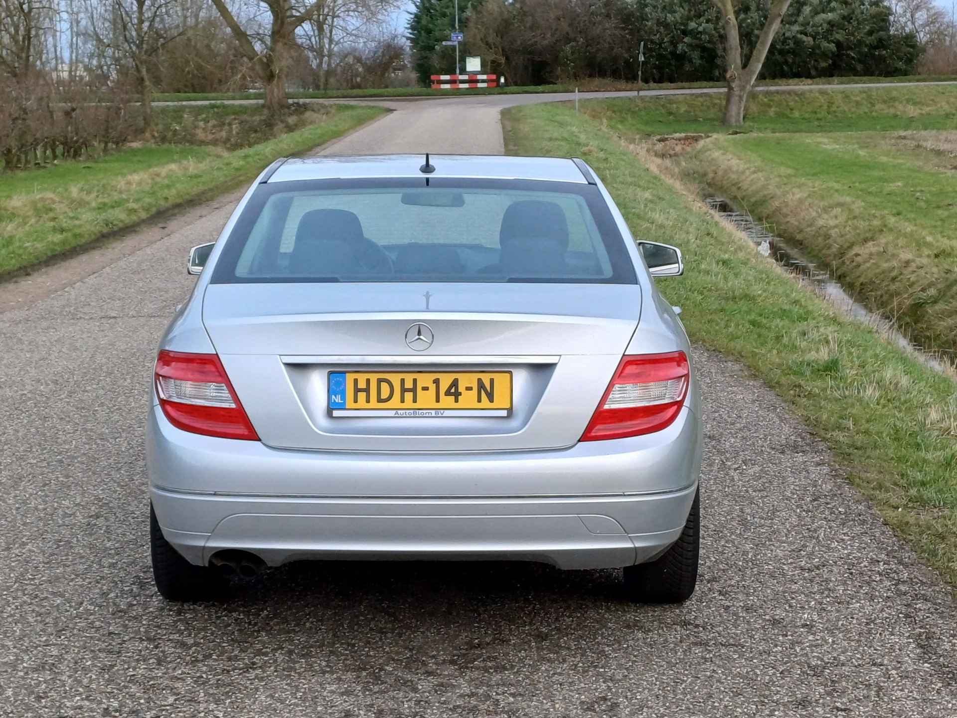 Mercedes-Benz C-Klasse 180 K BlueEFFICIENCY Elegance /Werkelijk nieuwstaat!/29.658 km!/Clima/Hout/Bluetooth/ - 8/46