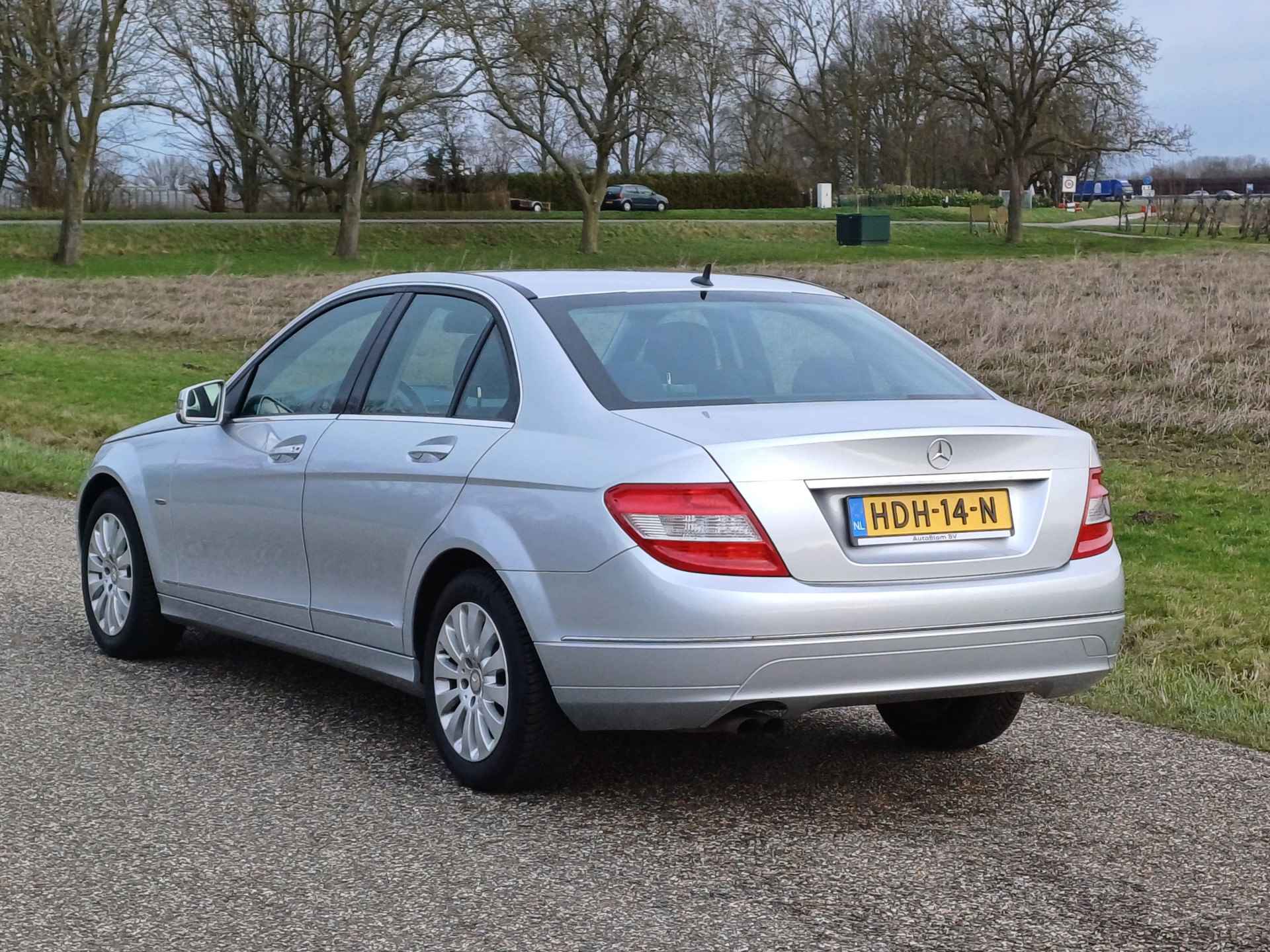 Mercedes-Benz C-Klasse 180 K BlueEFFICIENCY Elegance /Werkelijk nieuwstaat!/29.658 km!/Clima/Hout/Bluetooth/ - 9/46