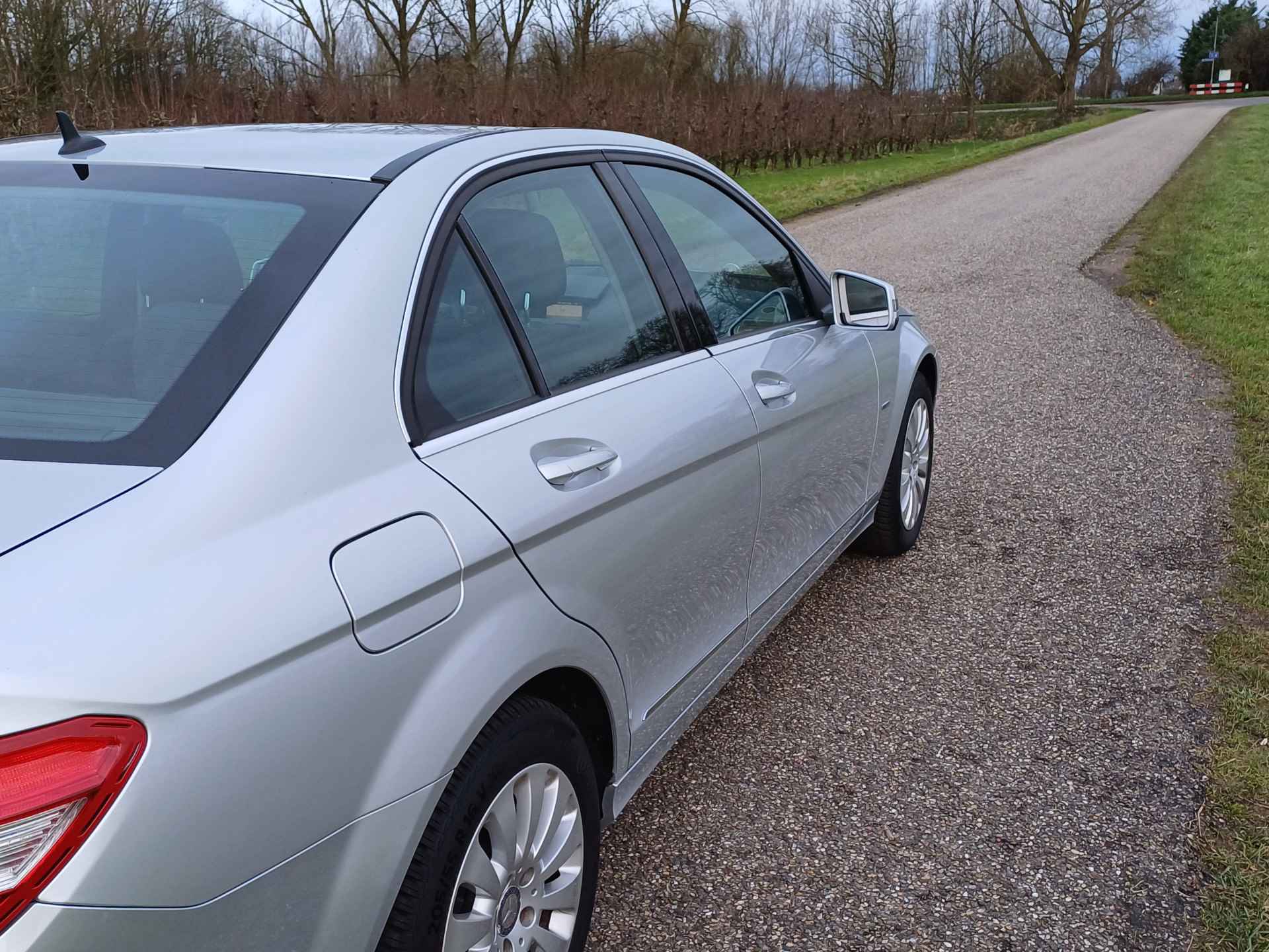 Mercedes-Benz C-Klasse 180 K BlueEFFICIENCY Elegance /Werkelijk nieuwstaat!/29.658 km!/Clima/Hout/Bluetooth/ - 19/46