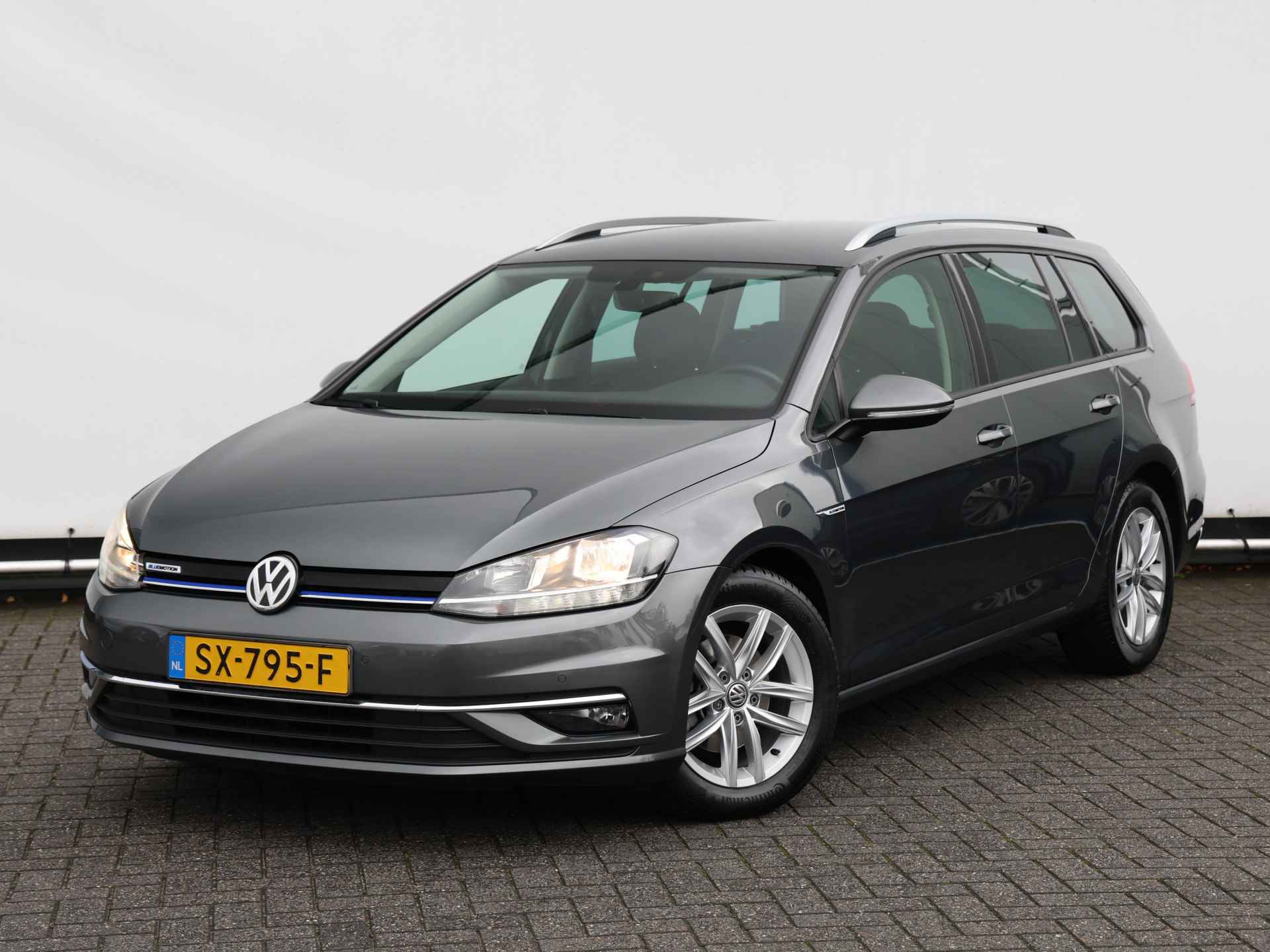 Volkswagen GOLF Variant 1.5 TSI Comfortline 130PK DSG I Navigatie I Cruise control I Parkeersensoren - 12/36