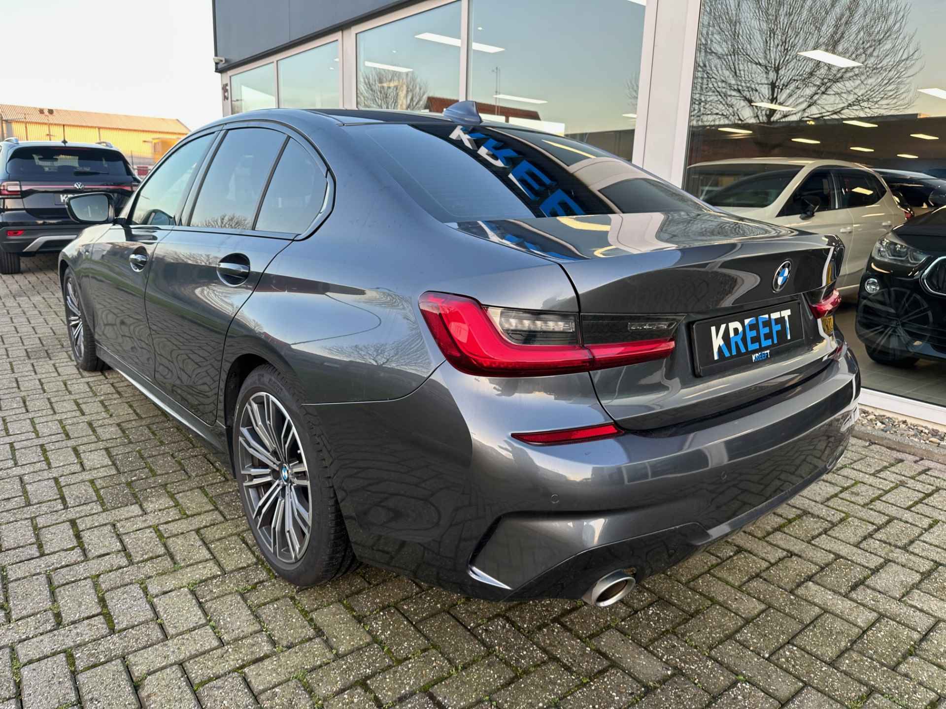 BMW 3-serie 320i High Executive M Sport - 10/33