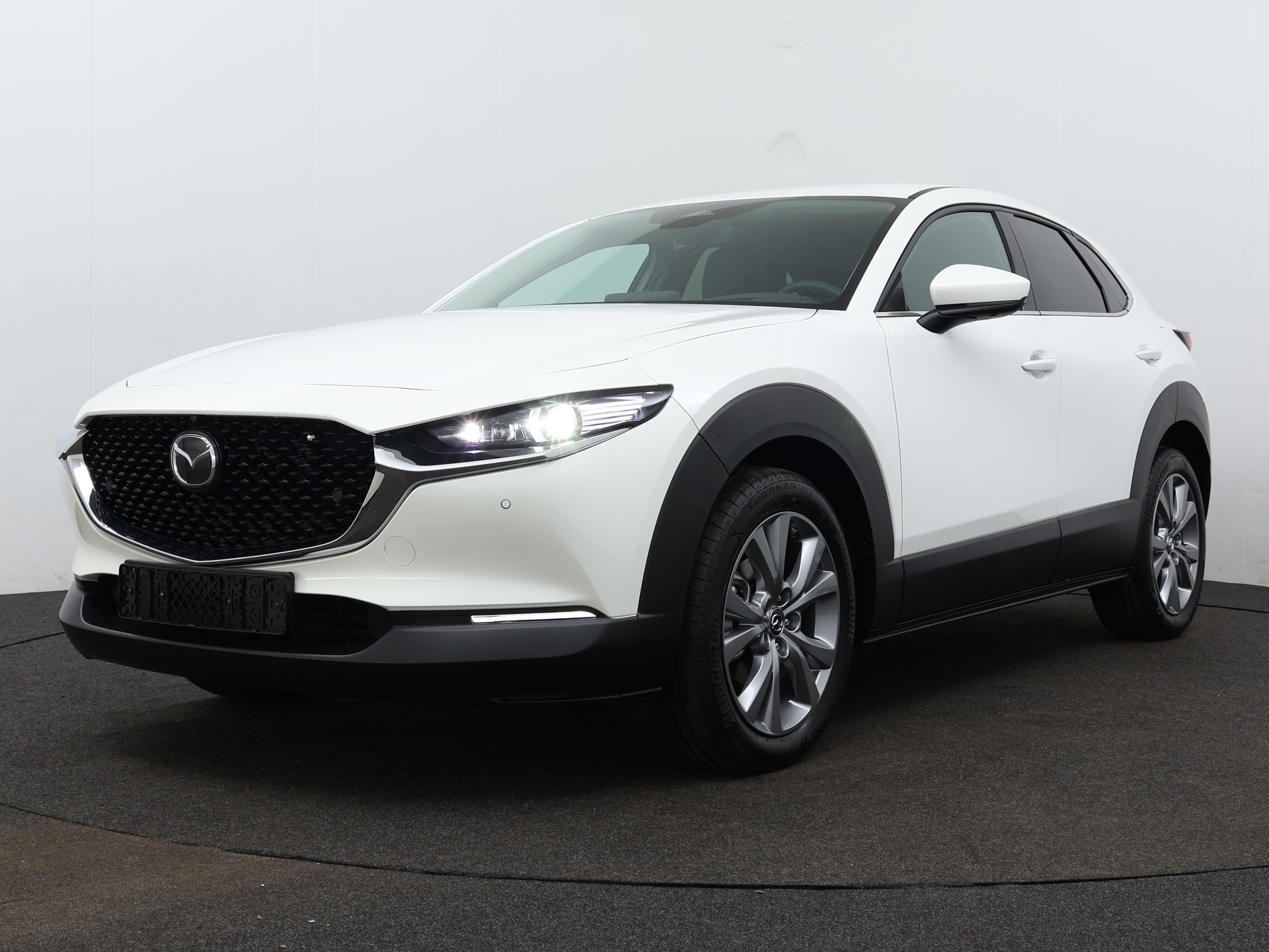 Mazda CX-30 2.0 e-SkyActiv-G M Hybrid Exclusive-line COMB DASO DESI | Incl. € 3.500,- instapvoordeel | Direct uit voorraad leverbaar in diverse kleuren en uitvoeringen