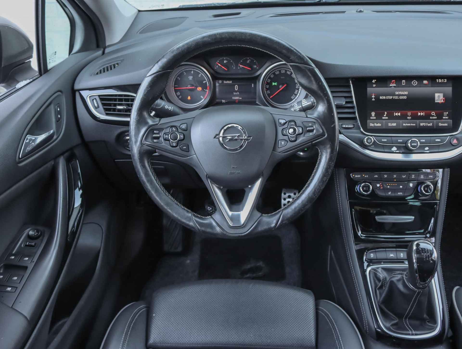Opel Astra 150pk Turbo Innovation (2de eig./Glazendak/LEER/AGR/Camera/Winterpakket/17"LMV) - 9/47