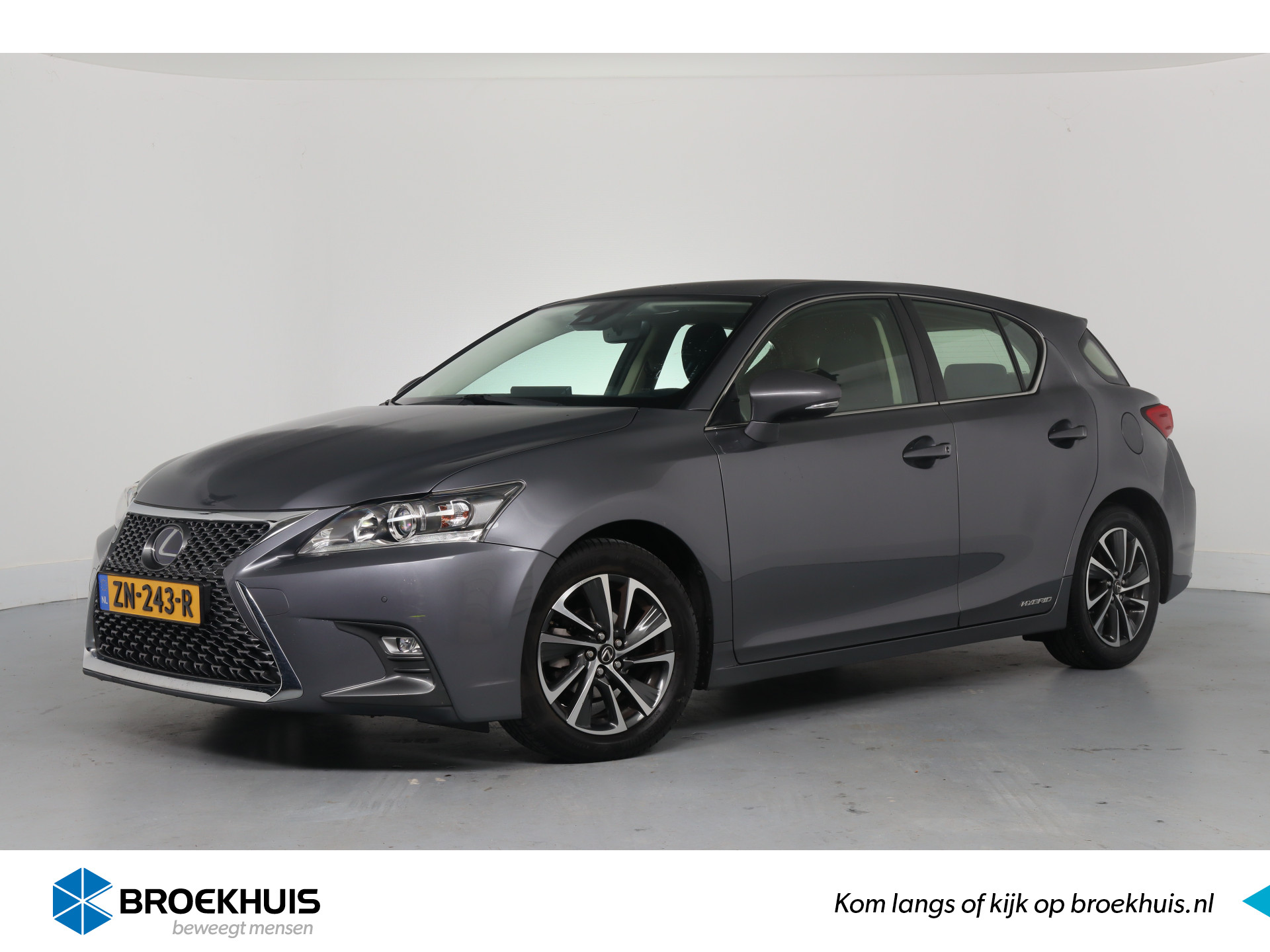 Lexus CT 200h Business Line | Navi | Camera | Clima | Keyless | Cruise Control | Parkeersensoren V+A | Lichtmetalen Velgen