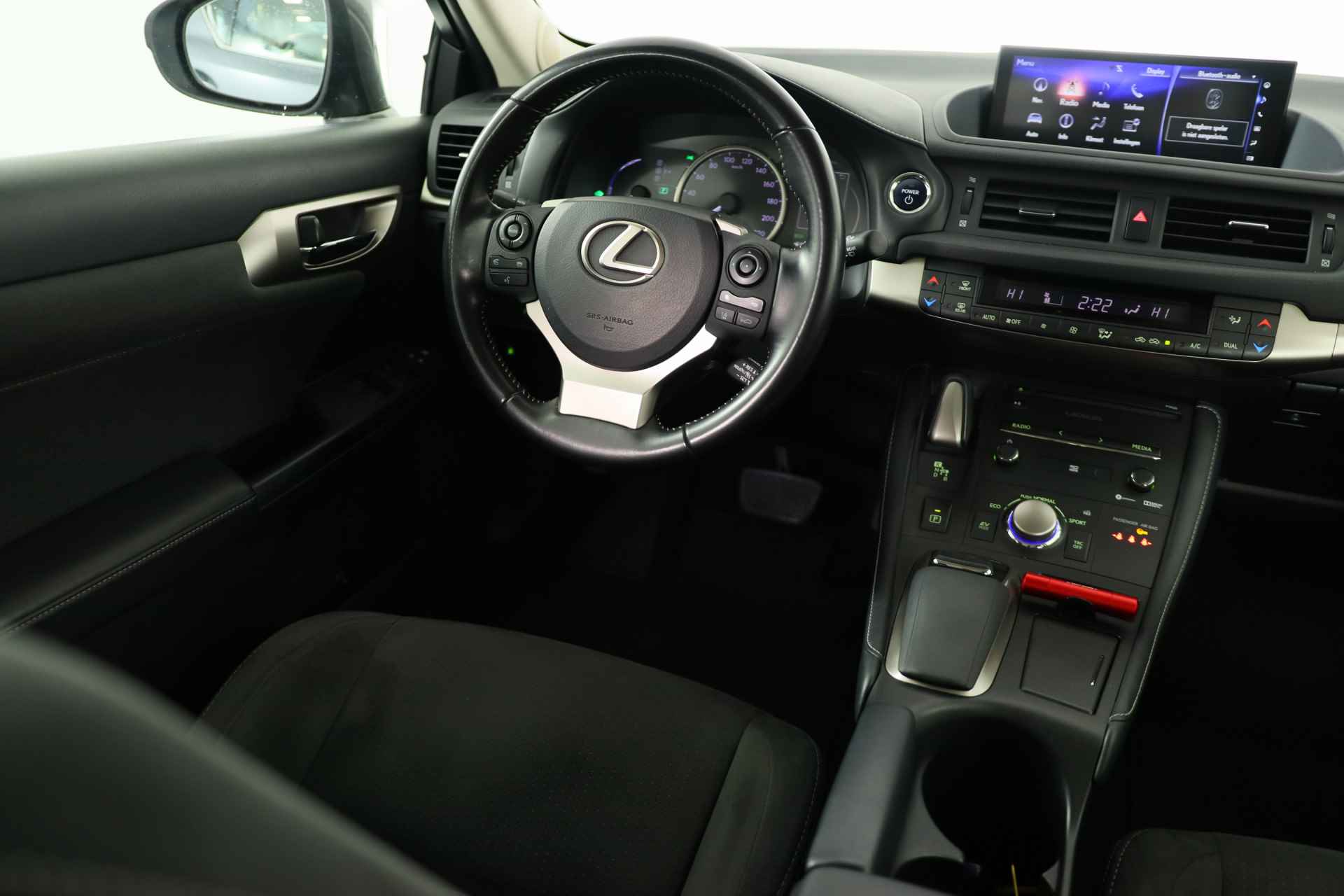 Lexus CT 200h Business Line | Navi | Camera | Clima | Keyless | Cruise Control | Parkeersensoren V+A | Lichtmetalen Velgen - 25/25