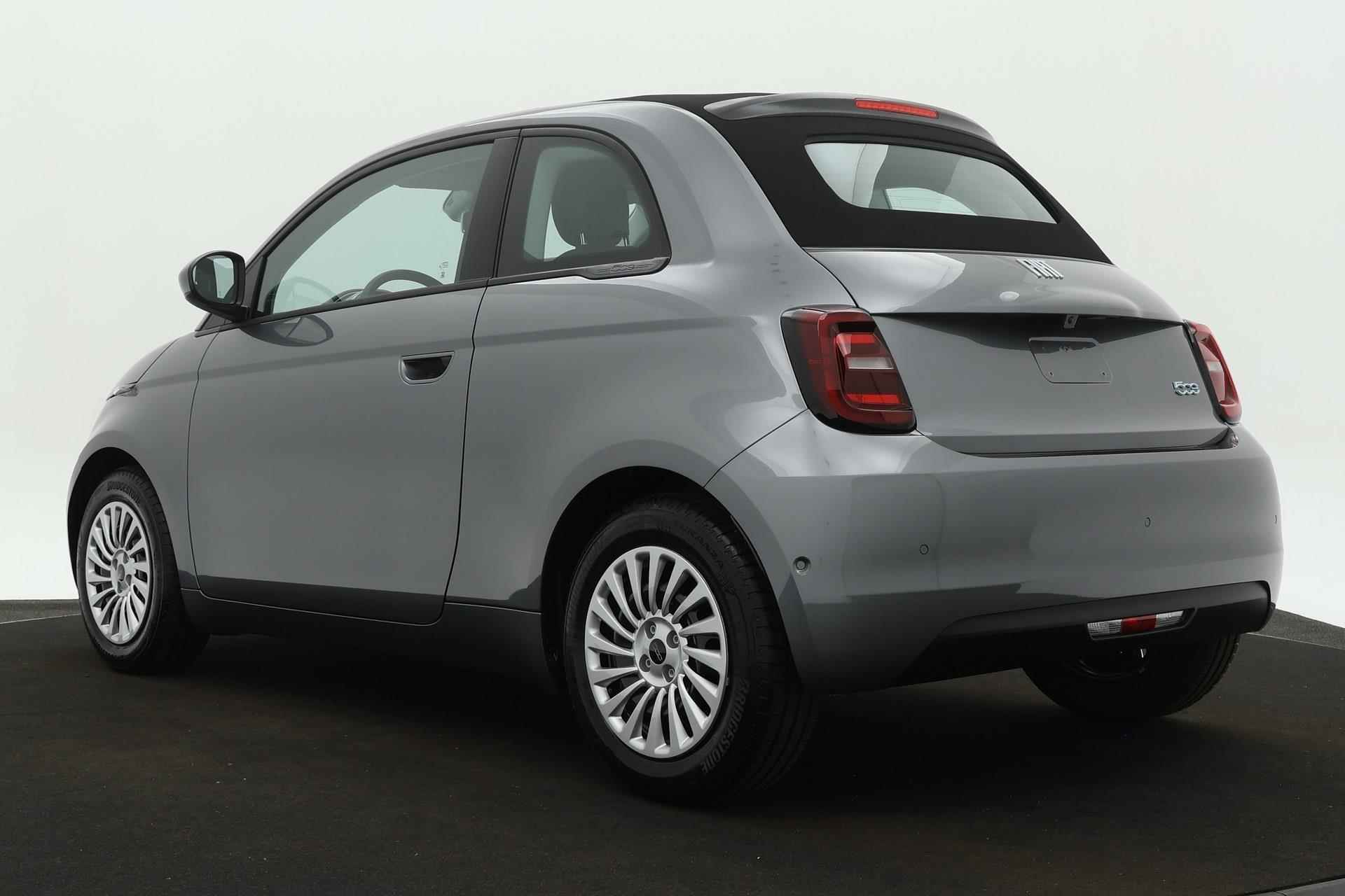 Fiat 500E Cabrio 24 kWh | Navigatie via App | Fiat 500C Cabrio 24 kWh | Navigatie via App | Cabrio | Camera 360 graden | Keyless Entry & Go | Stoelverwarming | Parkeersensoren v+a - 3/27