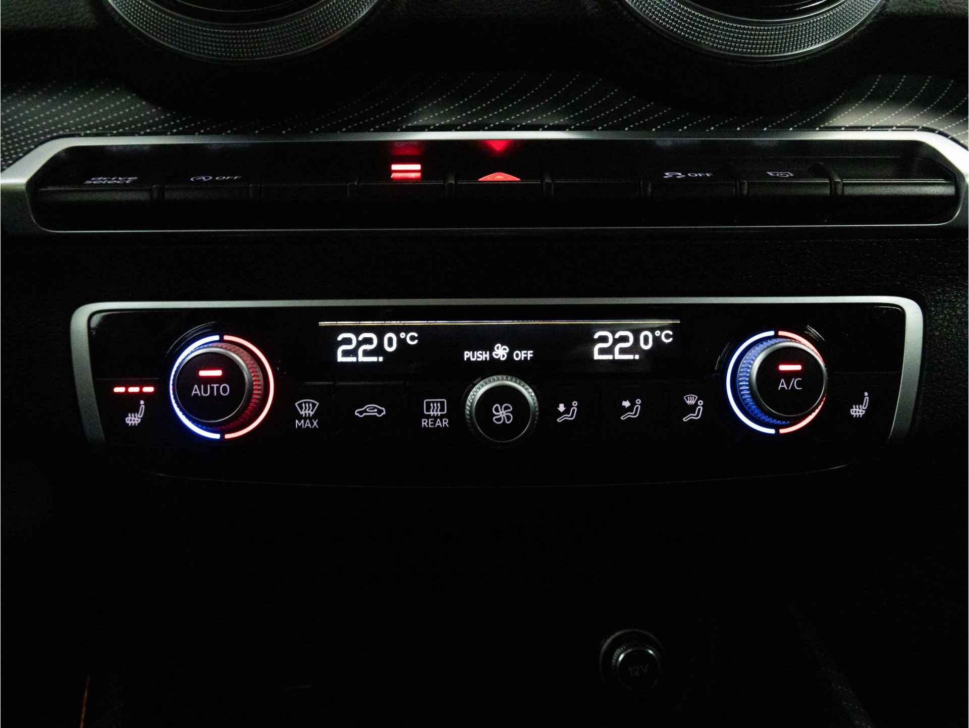 Audi SQ2 2.0 TFSI 301 PK QUATTRO | LED Matrix | Sonos | Achteruitrijcamera | Adaptieve Cruise Control | Originele NL Auto | - 10/47