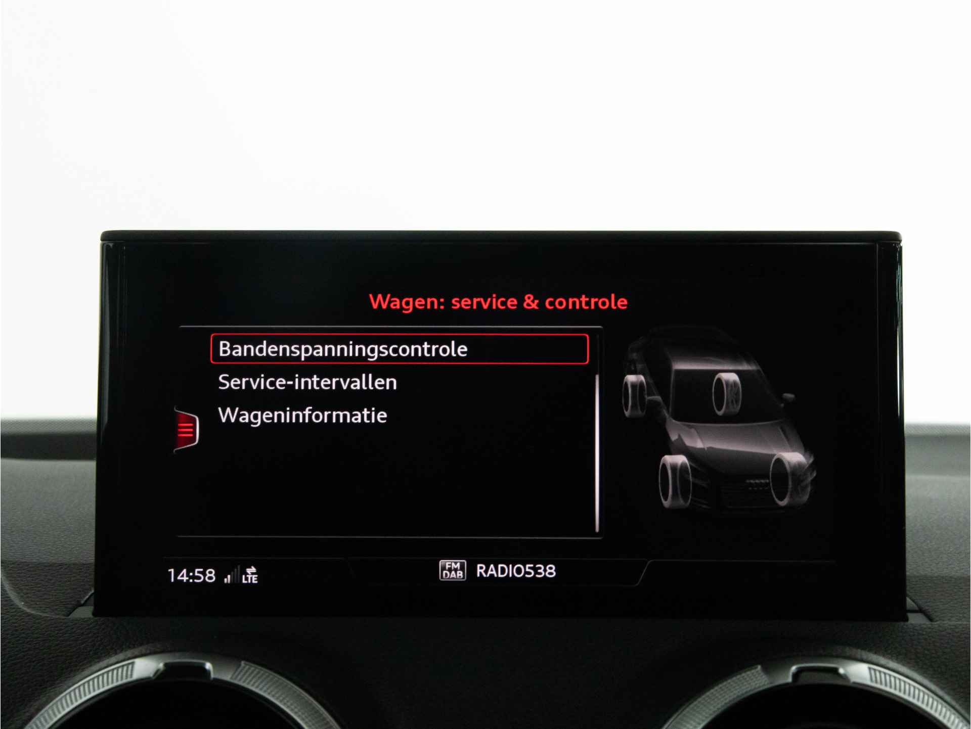 Audi SQ2 2.0 TFSI 301 PK QUATTRO | LED Matrix | Sonos | Achteruitrijcamera | Adaptieve Cruise Control | Originele NL Auto | - 37/47