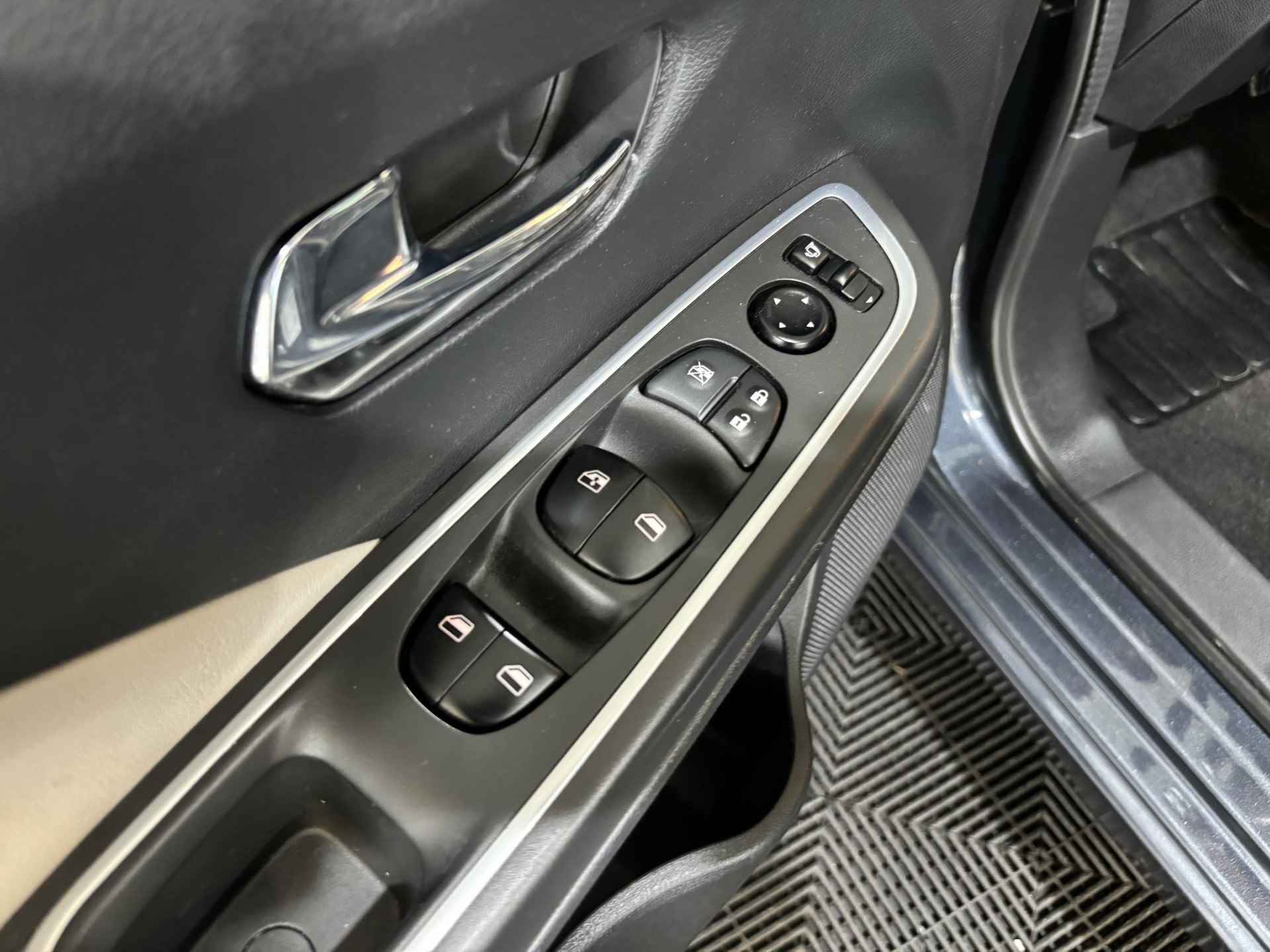Nissan Micra 1.0 - 90PK IG-T N-Design | Bose Audio | Airco | Parkeersensoren | Lichtmetalen Velgen | Apple CarPlay/Android Auto | Privacy Glass | Cruise Control | - 15/34