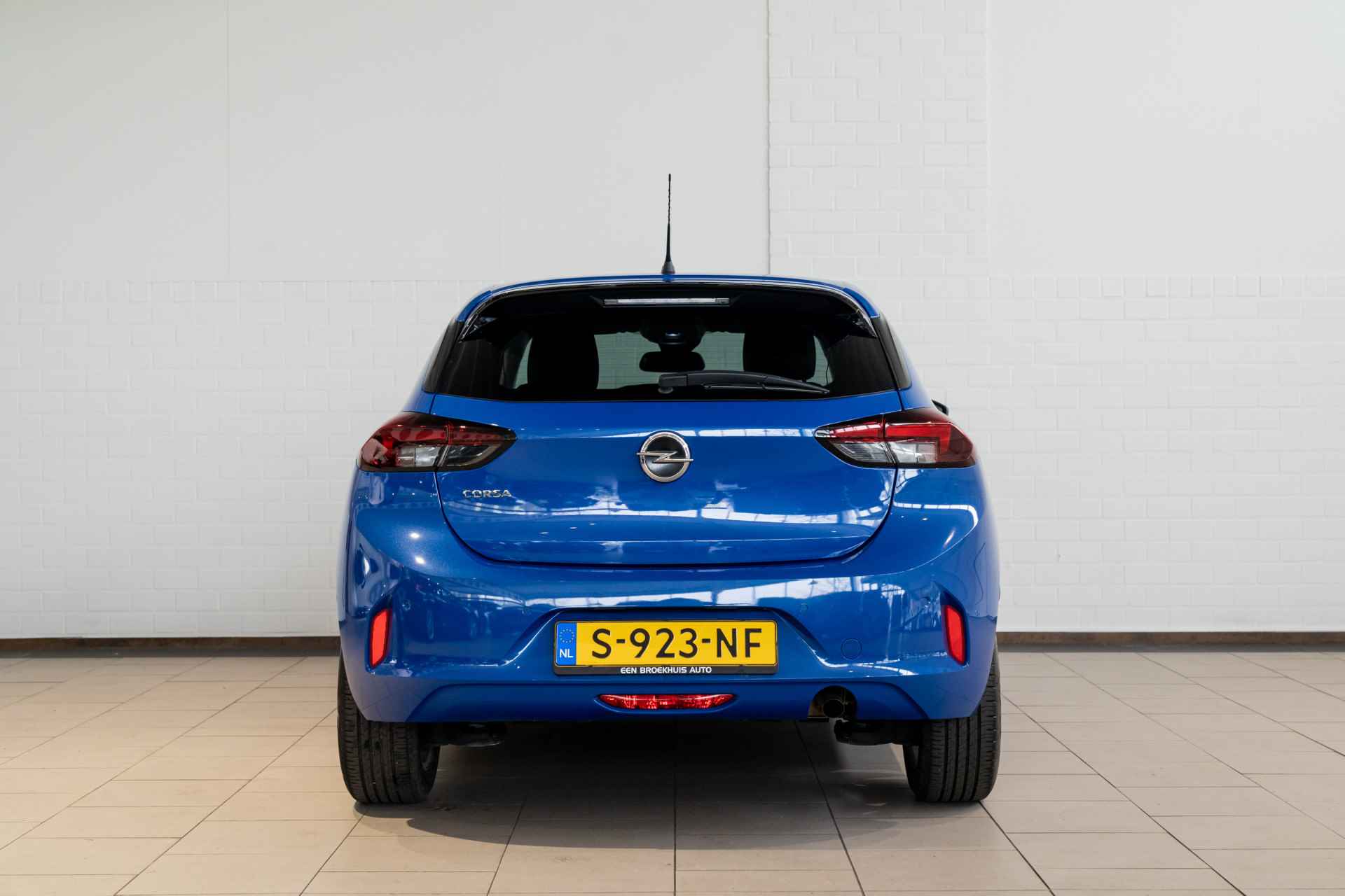 Opel Corsa 1.2 Turbo 100 PK Elegance | Navi | Climate Controle | Parkeersensoren | Donker Glas | 1e Eigenaar | Dealer Onderhouden | - 7/32