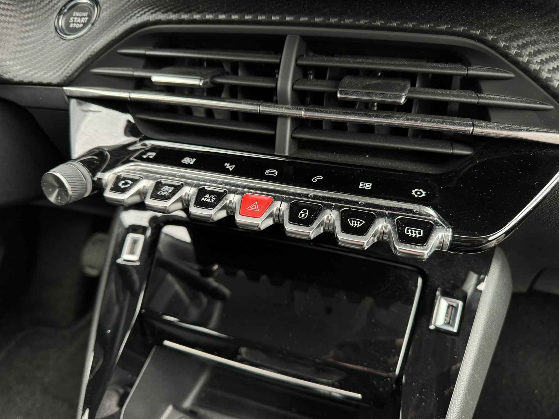 Peugeot 2008 1.2 PureTech Allure Pack | Cruise Control | PDC achter | Navi | Carplay - 18/30