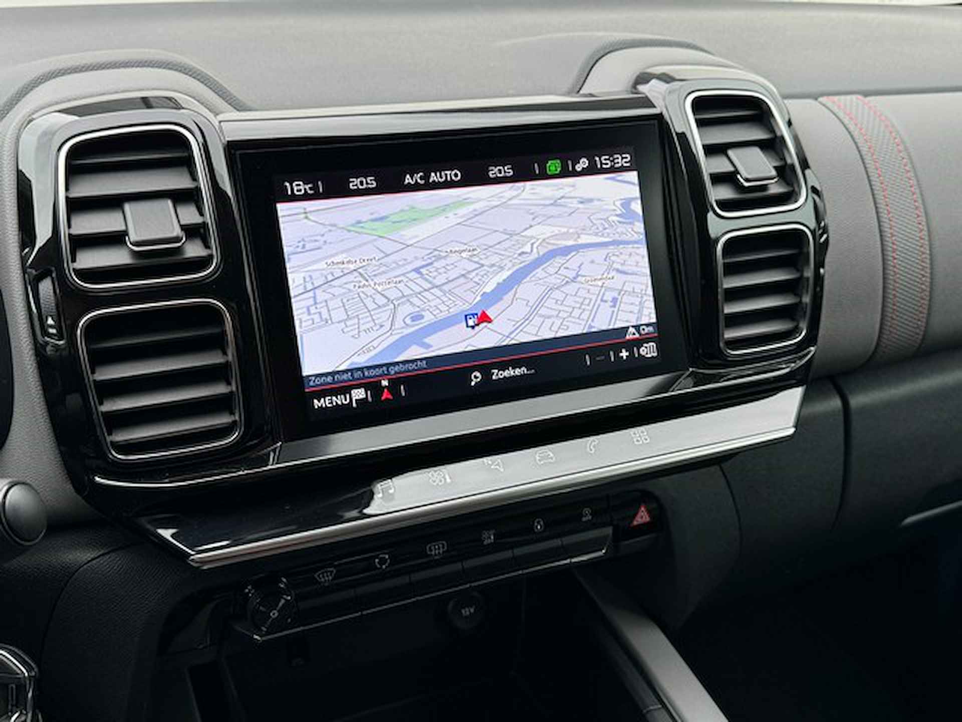 Citroën C5 Aircross 1.2 PureTech Feel met Navi/Camera, 19inch Velgen, Digitaal Dashboard - 10/20