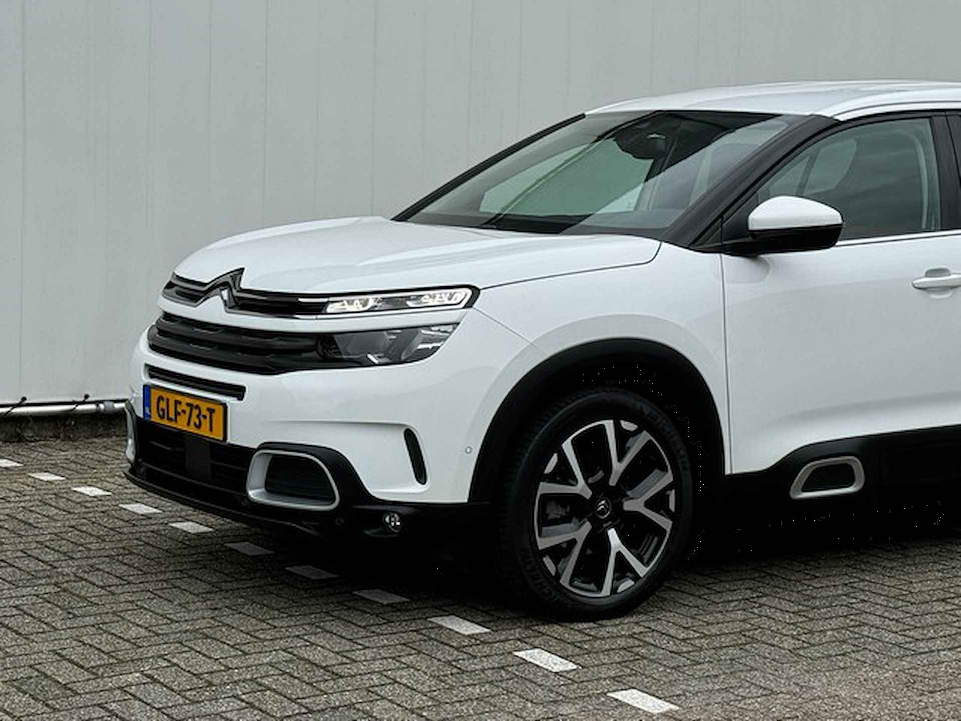 Citroën C5 Aircross 1.2 PureTech Feel met Navi/Camera, 19inch Velgen, Digitaal Dashboard - 18/20