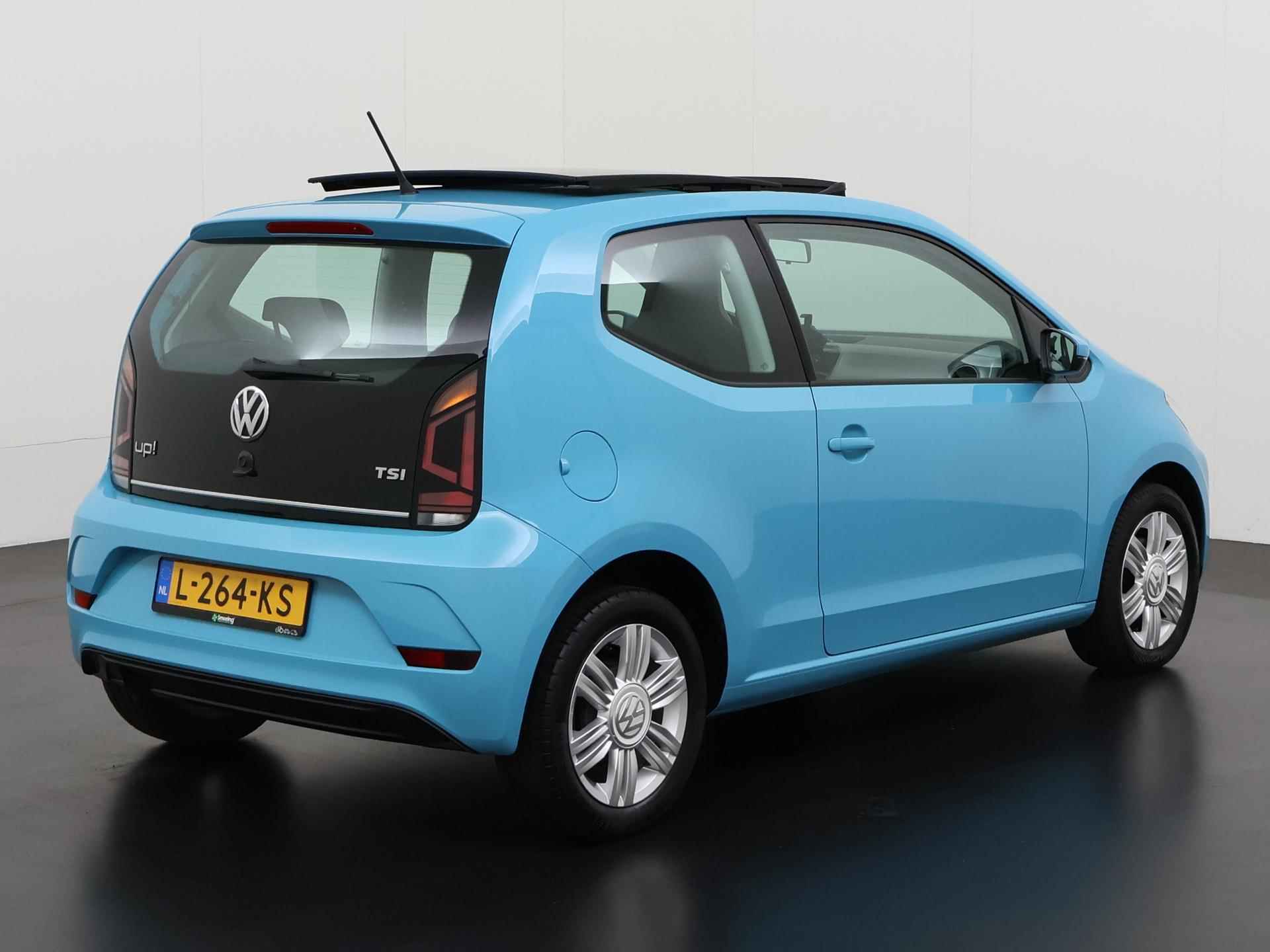 Volkswagen Up! 1.0 TSI BMT high up! | Schuifdak | Parkeersensor | Stoelverwarming | Zondag Open! - 4/33