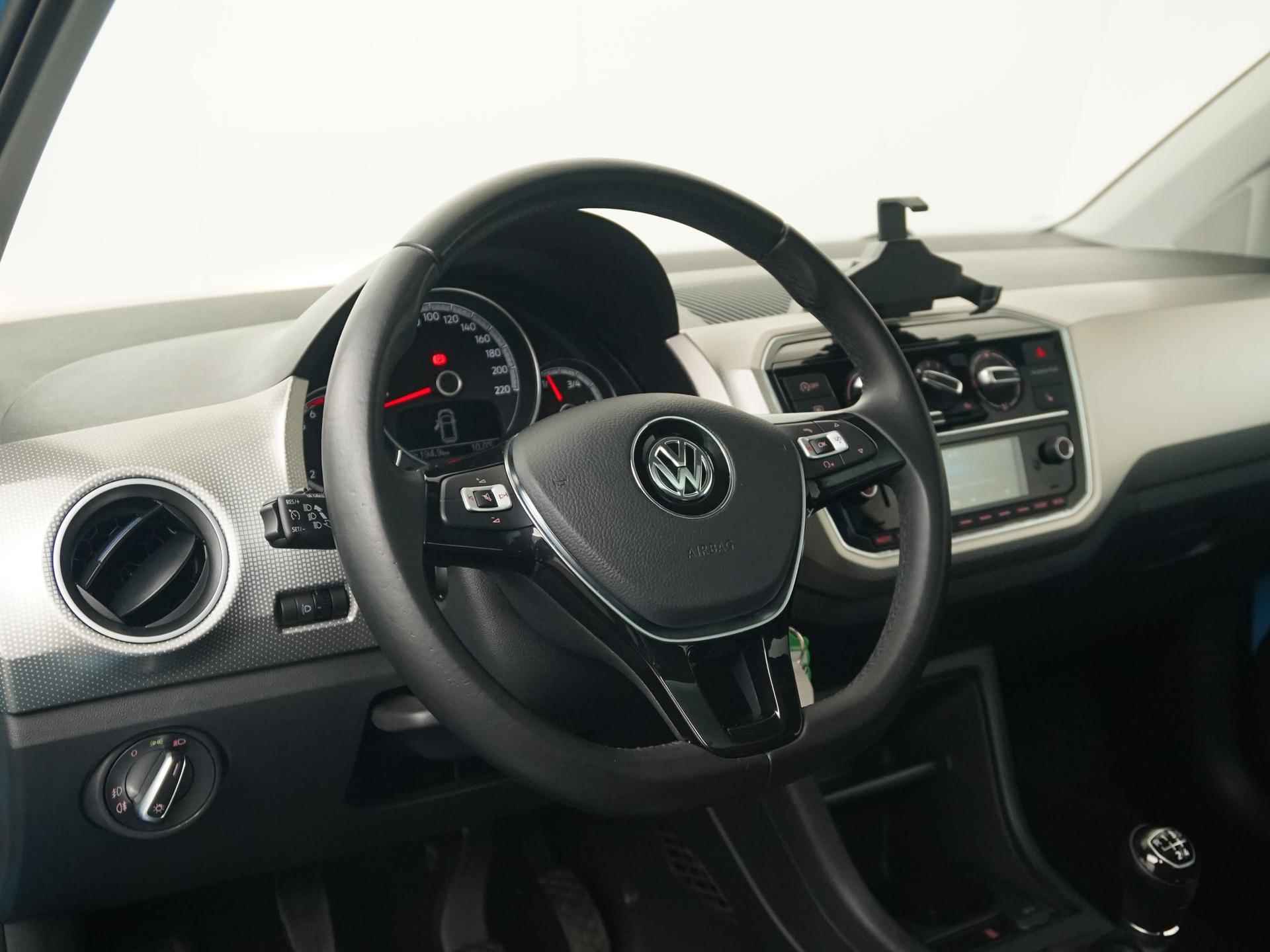 Volkswagen Up! 1.0 TSI BMT high up! | Schuifdak | Parkeersensor | Stoelverwarming | Zondag Open! - 29/33