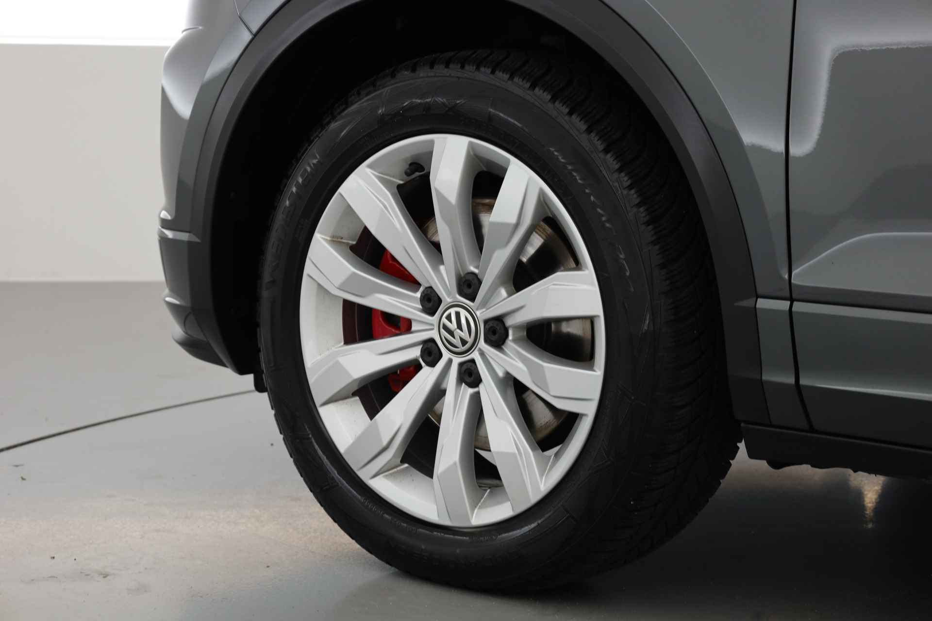 Volkswagen T-Roc 1.5 TSI Sport Business R-Line DSG | Navi | Adapt. Cruise | Trekhaak | Stoel- Stuurverw. | - 25/28