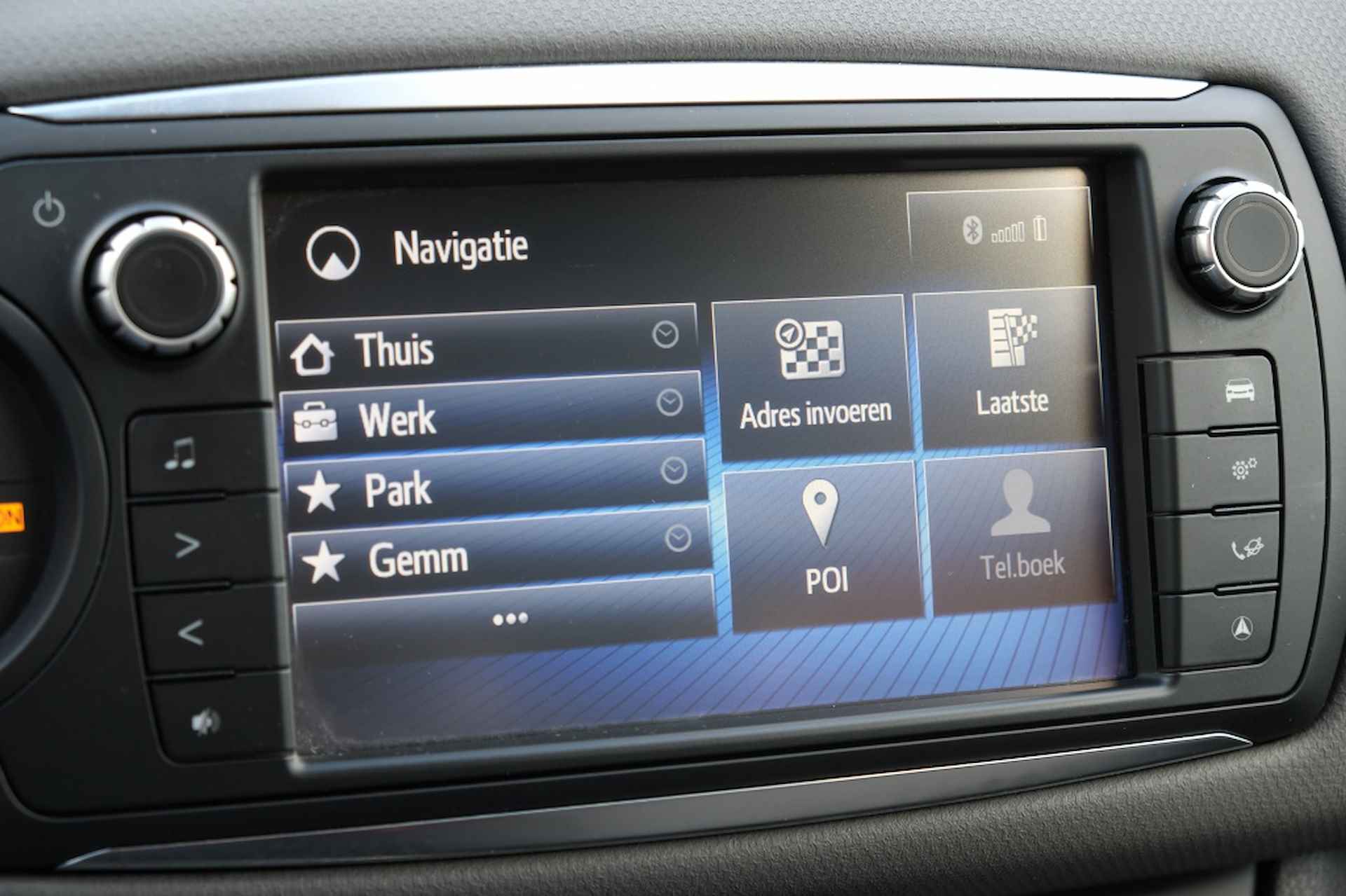 Toyota Yaris 1.5 Hybrid 100PK Trend Automaat | Safety Sense® | Airco | Naviga - 25/40
