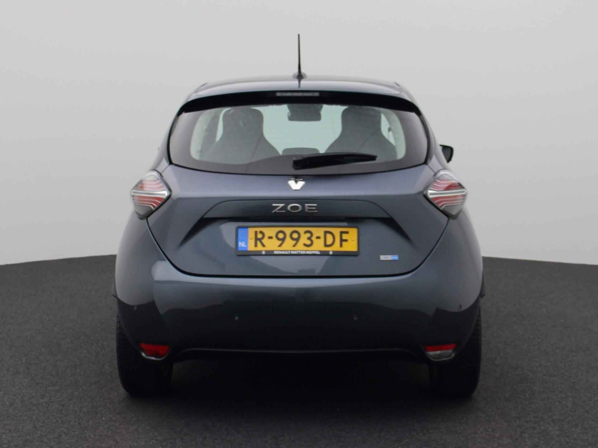 Renault ZOE R110 Intens 52 kWh Accukoop! | Navigatie | Apple & Android Carplay | Stuur & Stoelverwarming | Parkeersensoren & Camera | Climate Control | Keyless Entry | Automatische Verlichting & Regensensoren | - 5/36