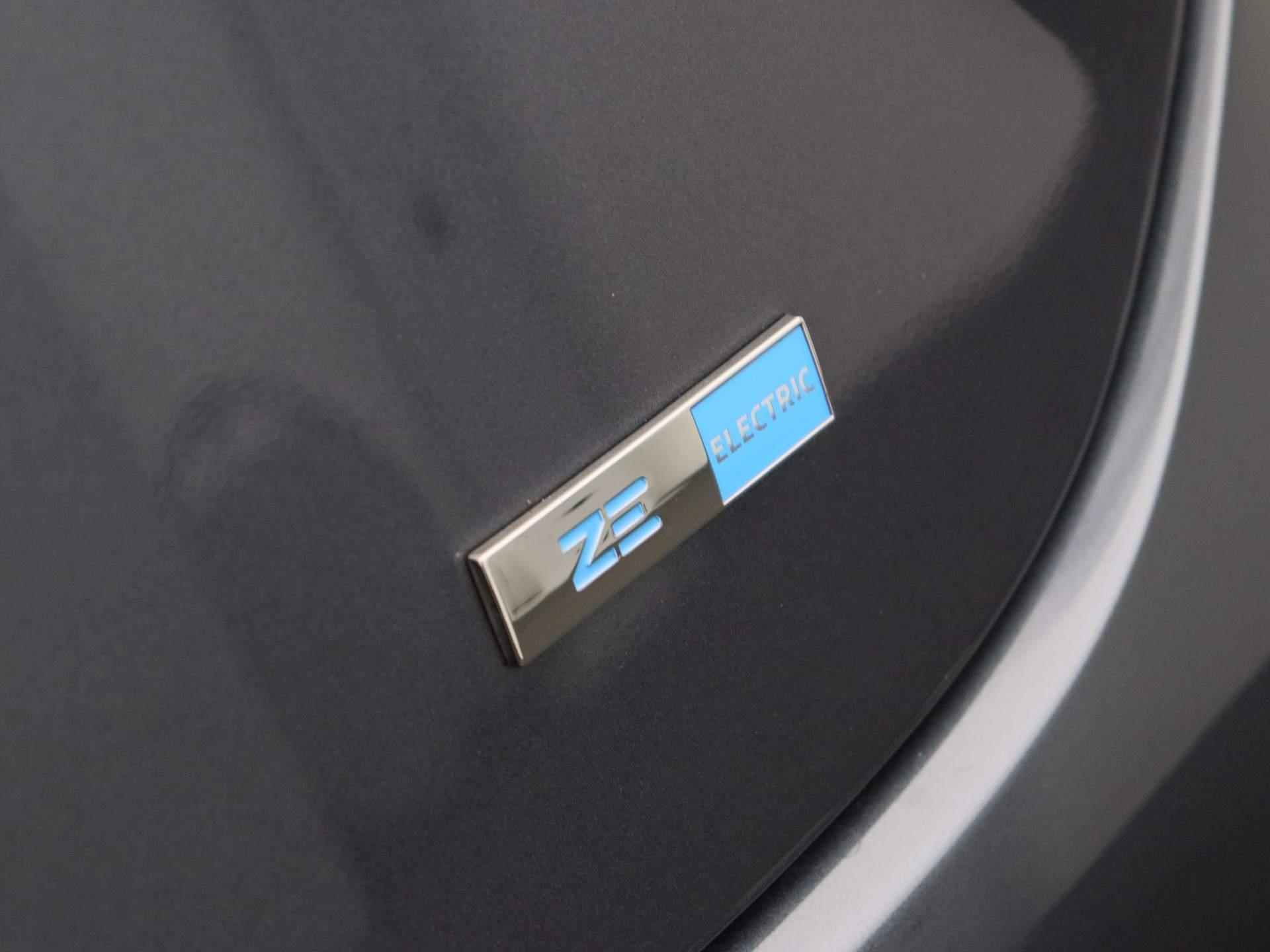 Renault ZOE R110 Intens 52 kWh Accukoop! | Navigatie | Apple & Android Carplay | Stuur & Stoelverwarming | Parkeersensoren & Camera | Climate Control | Keyless Entry | Automatische Verlichting & Regensensoren | - 31/36