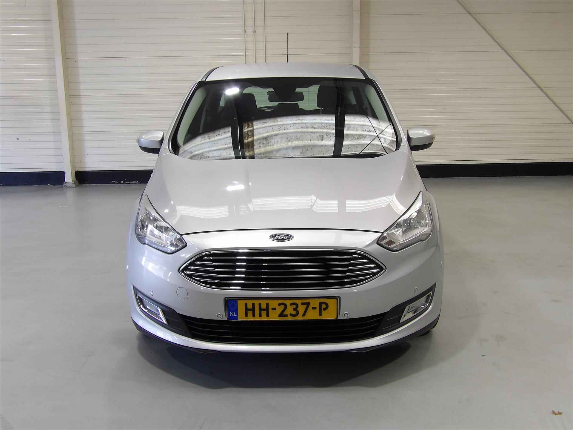 Ford C-Max 1.0 EcoBoost 125pk Titanium Edition - 2/33