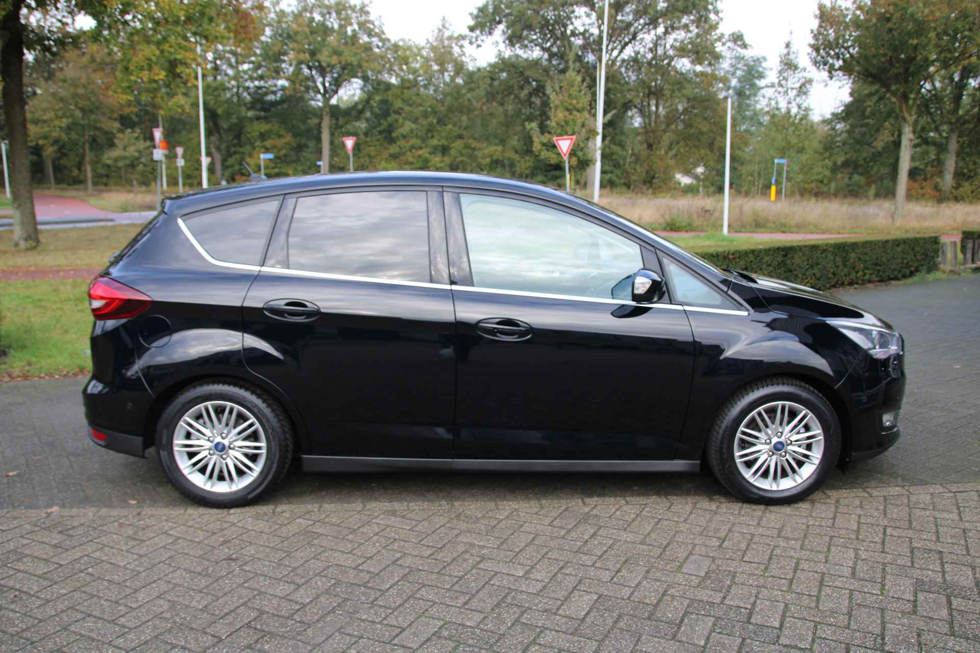 Ford C-MAX 1.0 125 pk Ecoboost Titanium TREKHAAK | PANODAK | CAMERA | NAVIGATIE | - 5/26