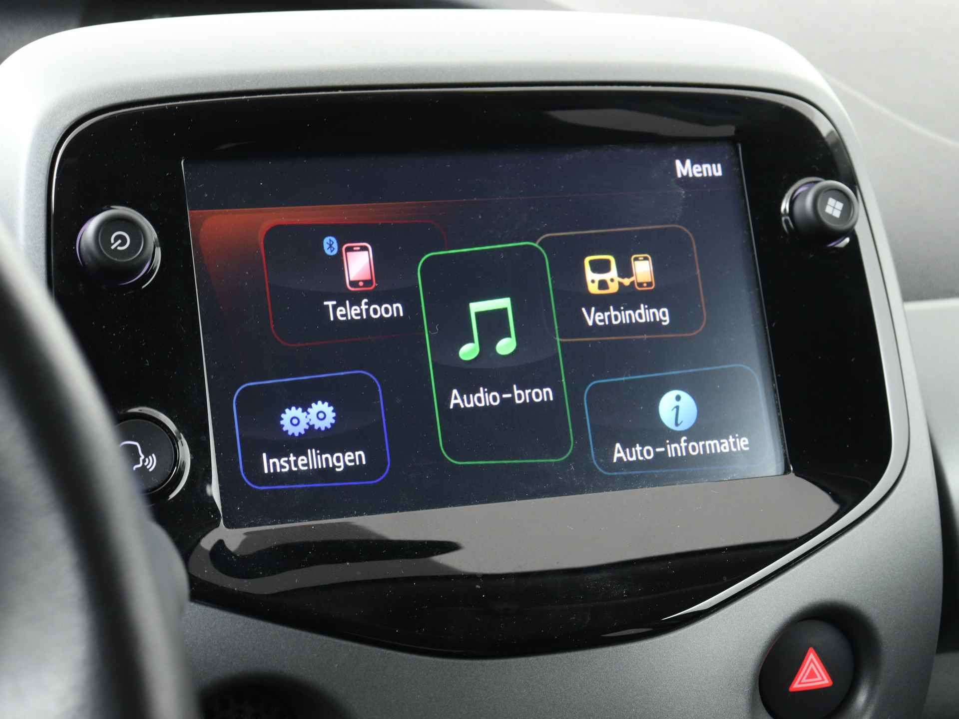 Toyota Aygo 1.0 VVT-i x-joy cabrio | Apple Carplay/Android Auto | Dealer onderhouden | - 10/43