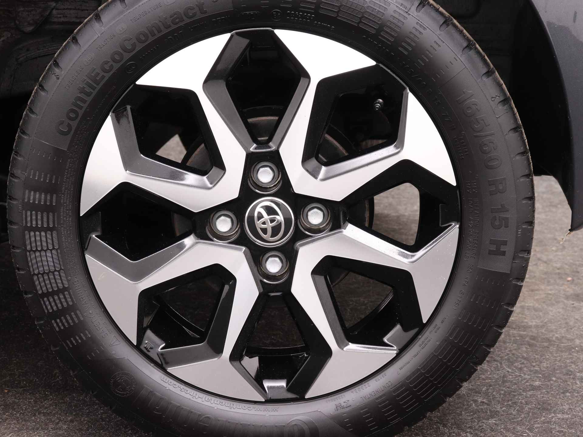 Toyota Aygo 1.0 VVT-i x-joy cabrio | Apple Carplay/Android Auto | Dealer onderhouden | - 42/43