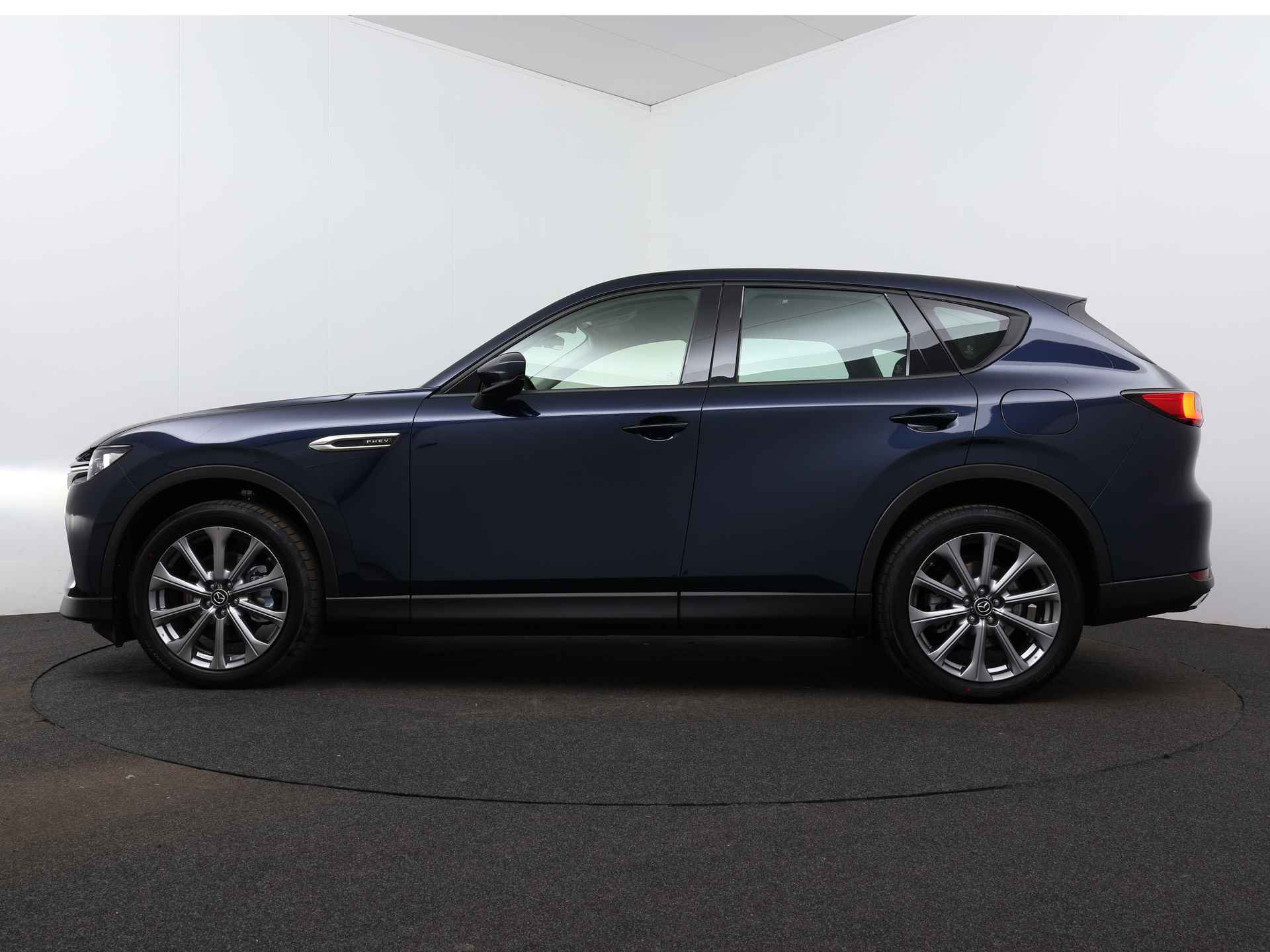 Mazda CX-60 2.5 e-SkyActiv PHEV Exclusive-Line | Incl. € 4.000,- instapvoordeel  | Direct leverbaar in verschillende kleuren en uitvoeringen - 4/37