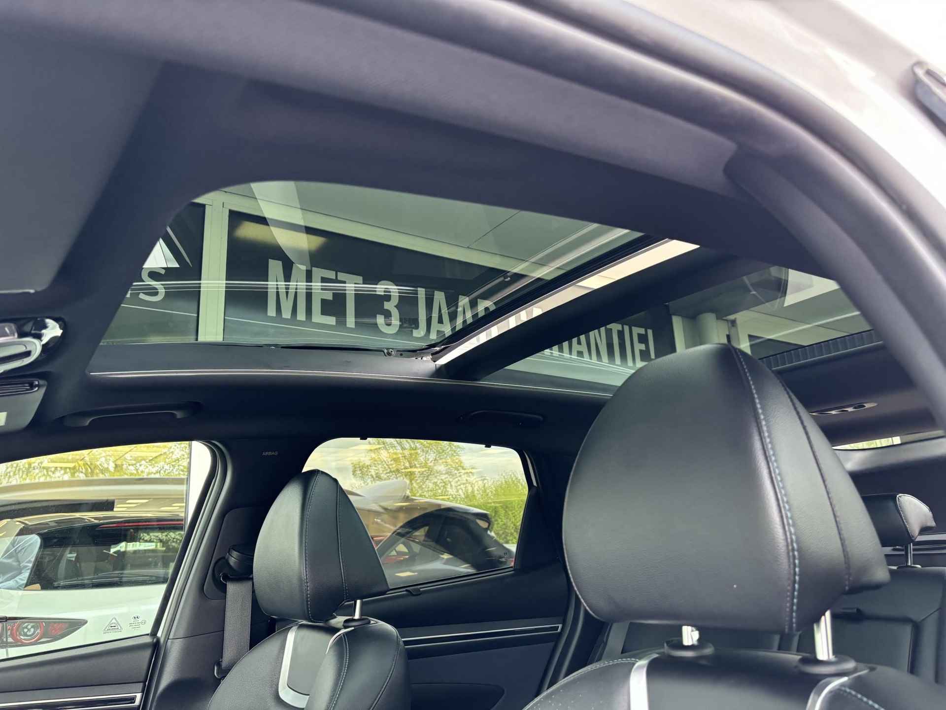 Hyundai Tucson 1.6 T-GDI HEV Premium Sky | Automaat | Navigatie | Cruise Control Adaptief | Climate Control | Parkeersensoren | Parkeercamera | 36Mnd. Garantie | Rijklaar! | - 14/34