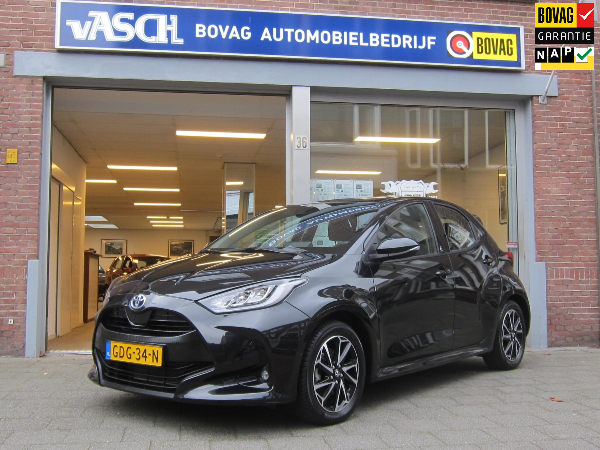 Toyota Yaris 1.5 Hybrid Dynamic All In Prijs Bovagarantie