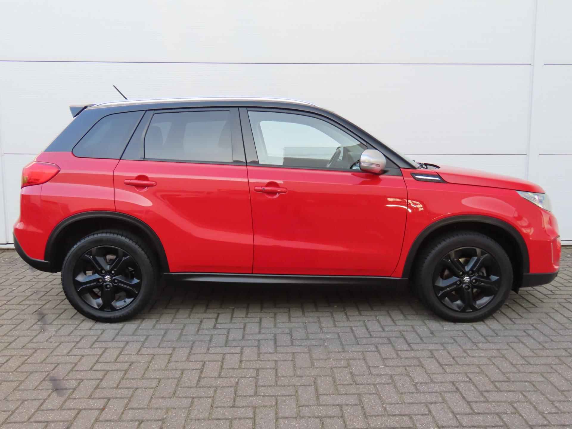 Suzuki Vitara 1.4 S Sport/ Navigatie/ Apple carplay/ Andriod auto/ Adaptive cruise/ Stoelverwarming/ Leder/ Parkeersensoren - 6/34