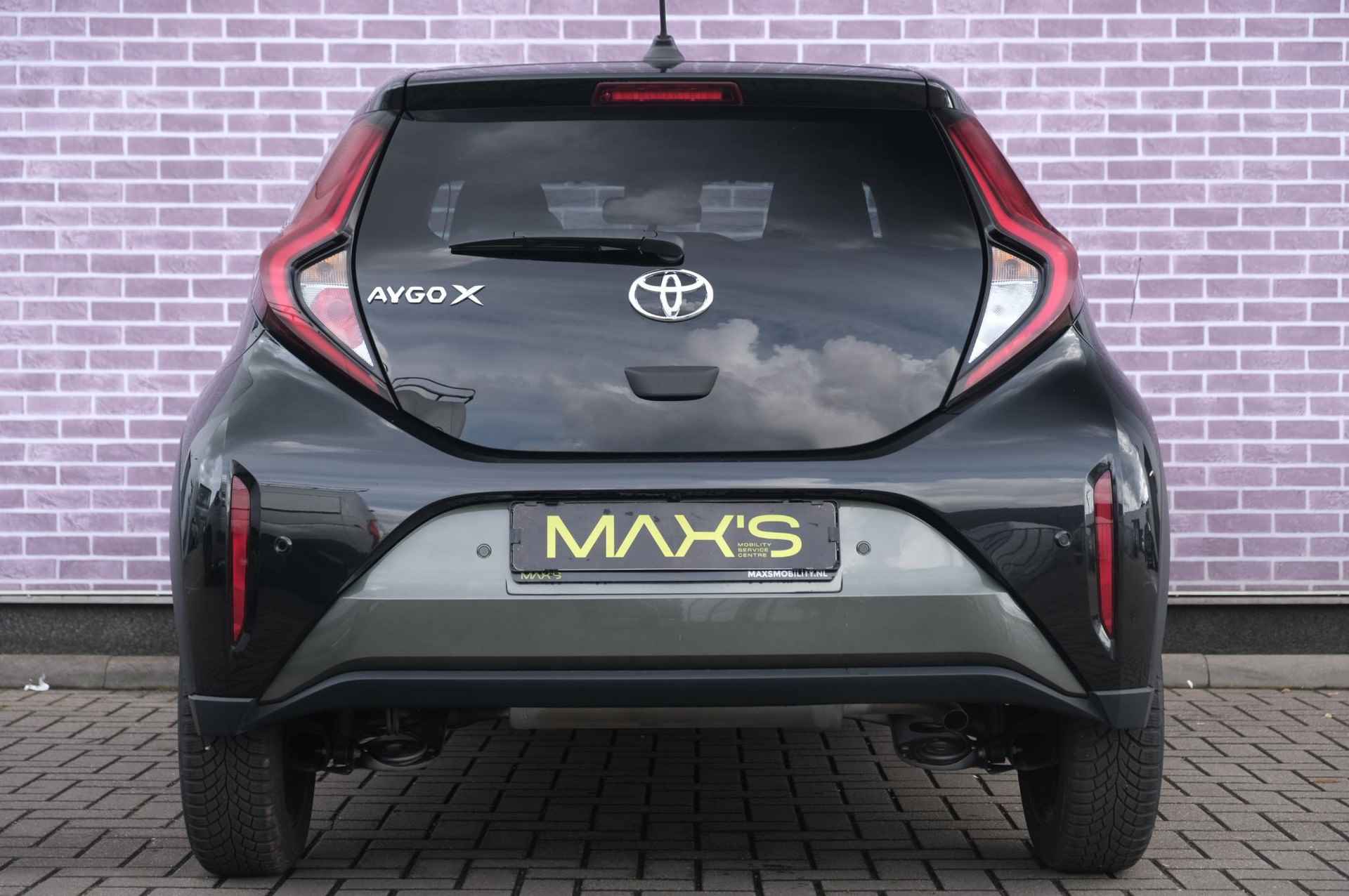 Toyota Aygo X 1.0 VVT-i S-CVT Pulse | Adaptive Cruise Control | Navi |  Stoelverwarming | Apple CarPlay & Android Auto | Camera | Climate Control | Licht & Regen Sensor - 24/36