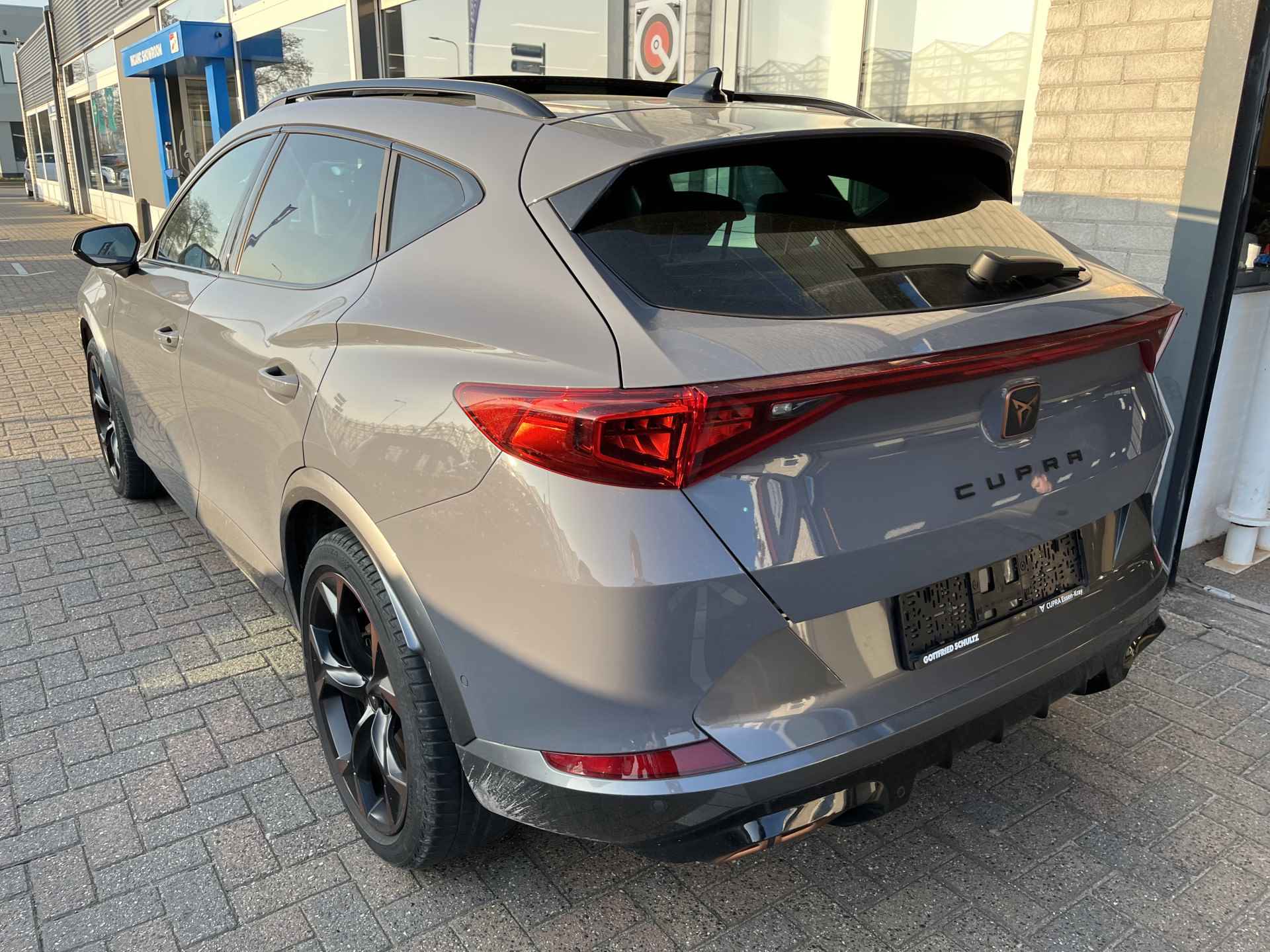 CUPRA Formentor 1.4 e-Hybrid VZ Performance / AUTOMAAT/ 245 PK/ PANO/ CAMERA/ PARK. SENSOREN/ DCC/ DODE HOEK/ KEYLESS/ STOEL-STUURVERWARM./ MATRIX/ ADAPT. CRUISE/ APP-CONNECT/ NAVI/ CLIMA/ DAB - 6/37