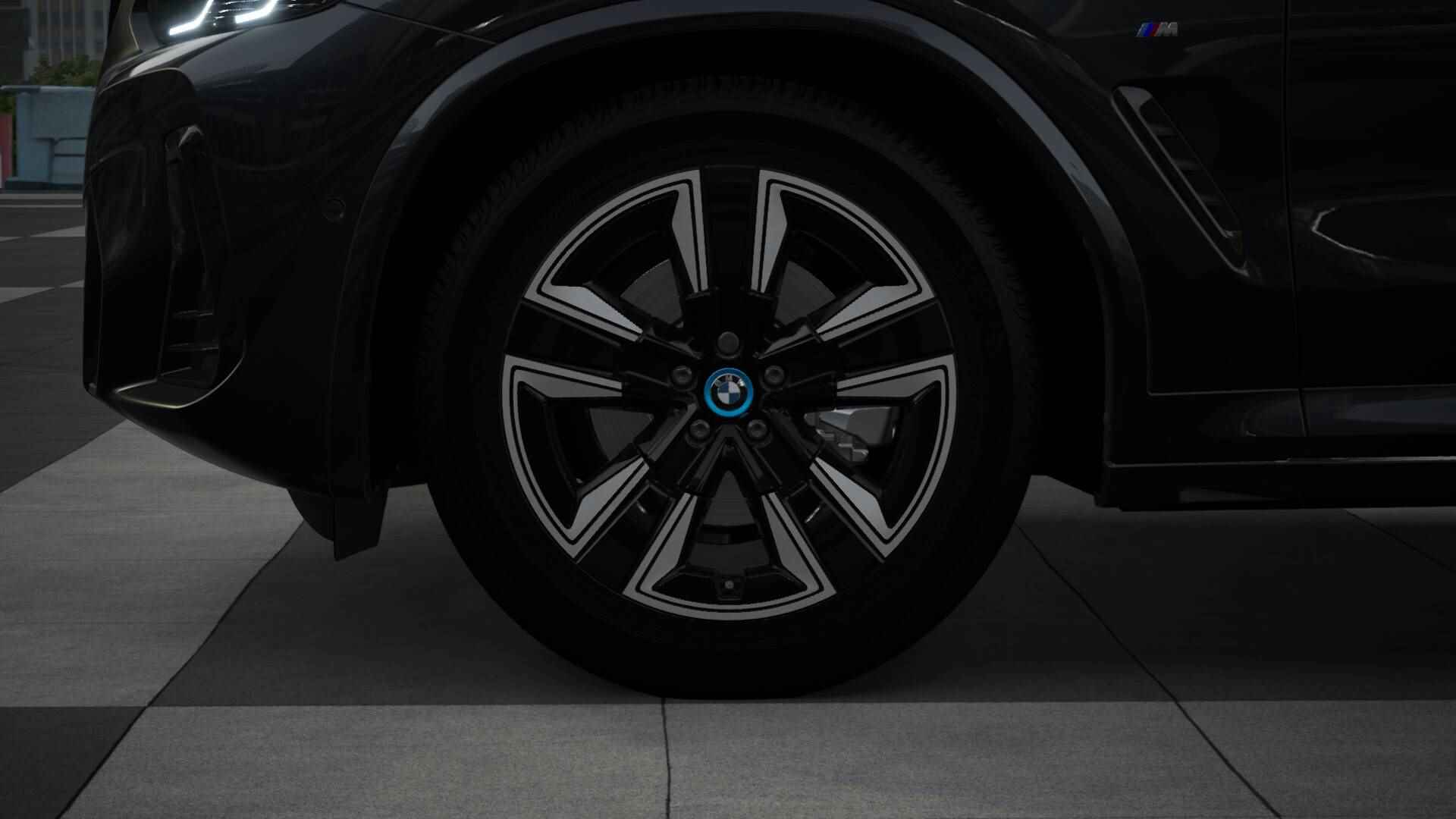 BMW iX3 Executive 74 kWh / Adaptief onderstel / Sportstoelen / Adaptieve LED / Driving Assistant Professional / Parking Assistant / Live Cockpit Professional - 10/11