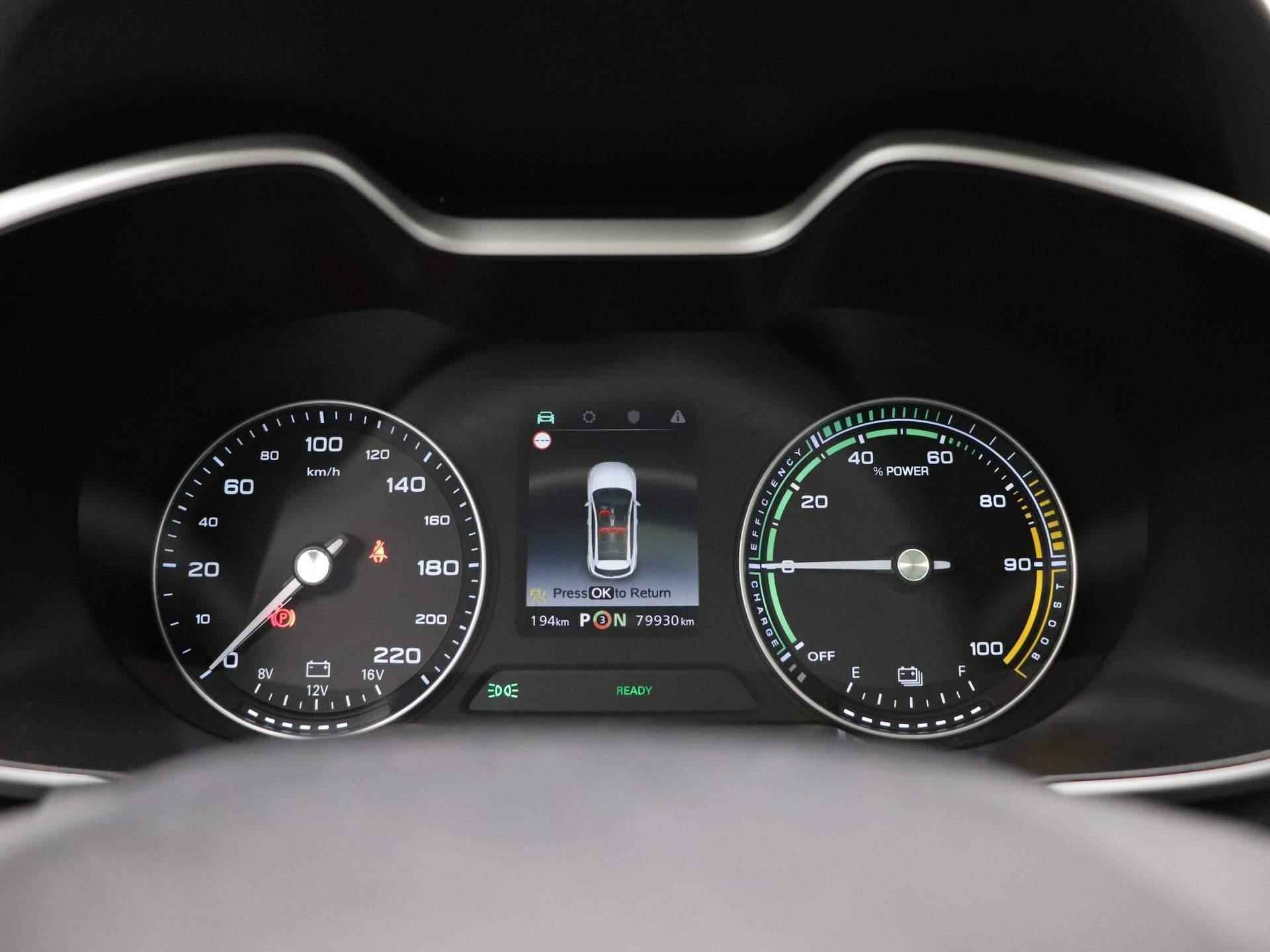 MG ZS EV Luxury 45 kWh | Schuifdak | Leder | Navigatie | Camera | Airco | Parkeersensoren | - 8/40
