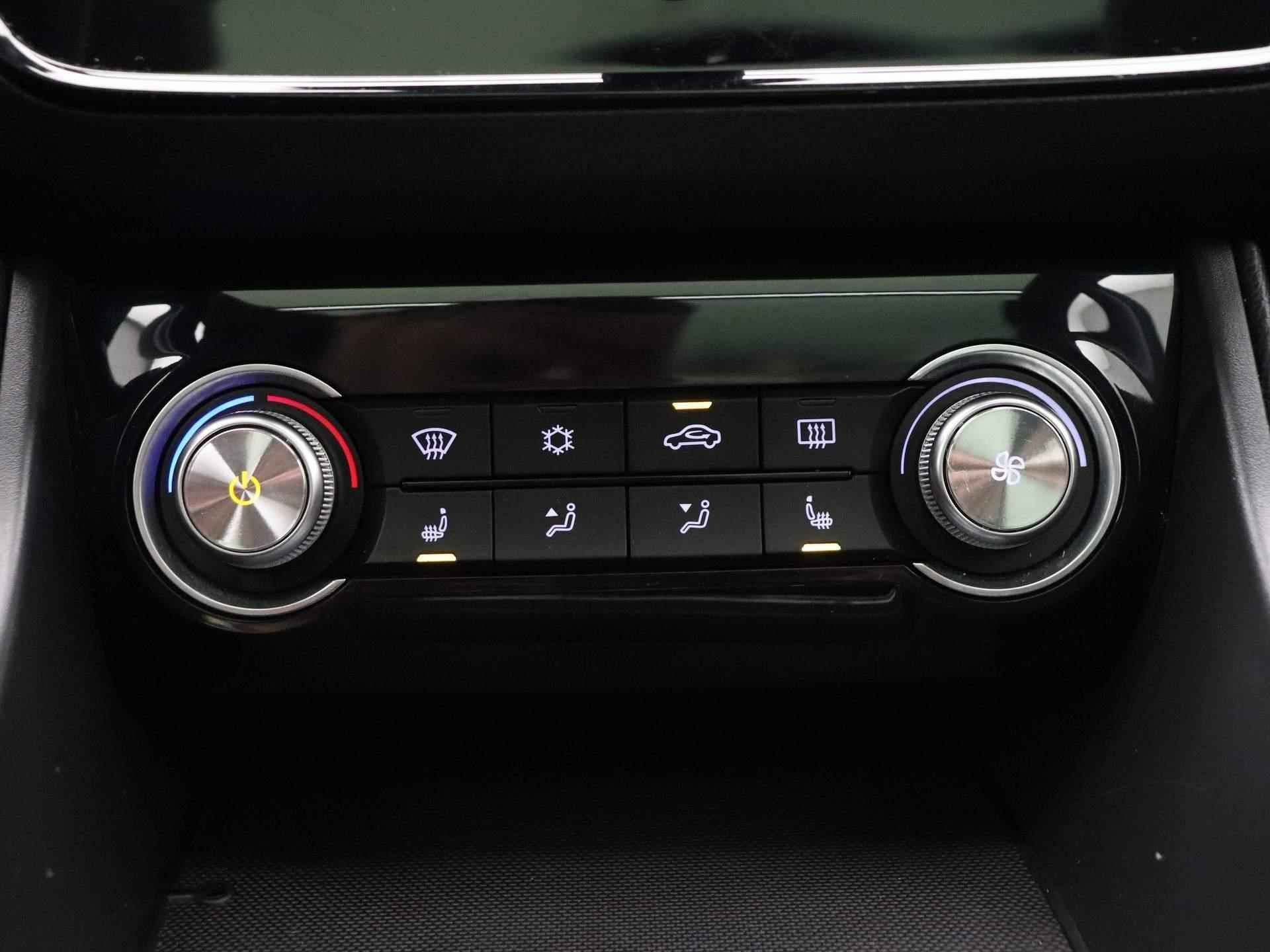 MG ZS EV Luxury 45 kWh | Schuifdak | Leder | Navigatie | Camera | Airco | Parkeersensoren | - 17/40