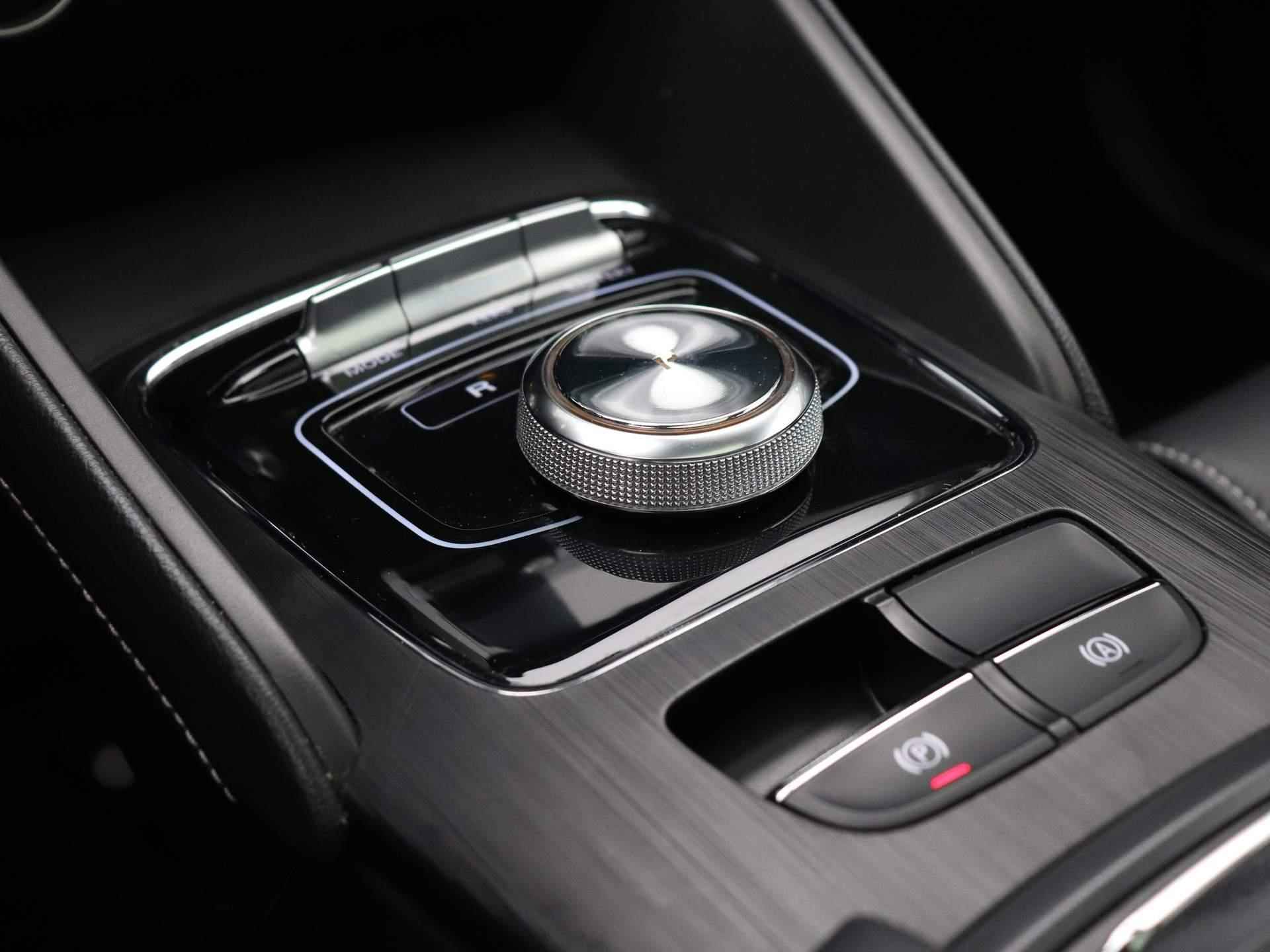 MG ZS EV Luxury 45 kWh | Schuifdak | Leder | Navigatie | Camera | Airco | Parkeersensoren | - 18/40