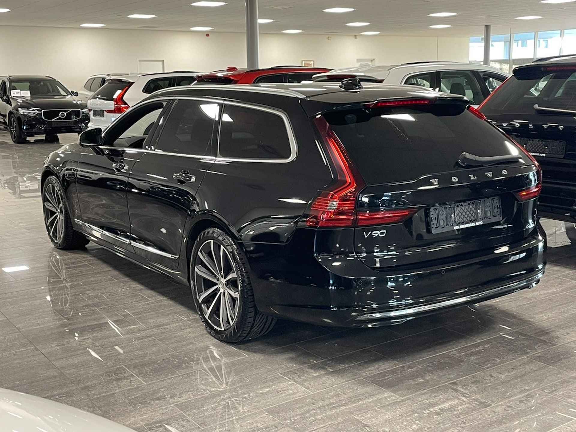 Volvo V90 T6 AWD Recharge Inscription | Harman Kardon | Adaptieve Cruise Control | Stoel en stuurwielverwarming | Full LED Meesturende kop - 4/35