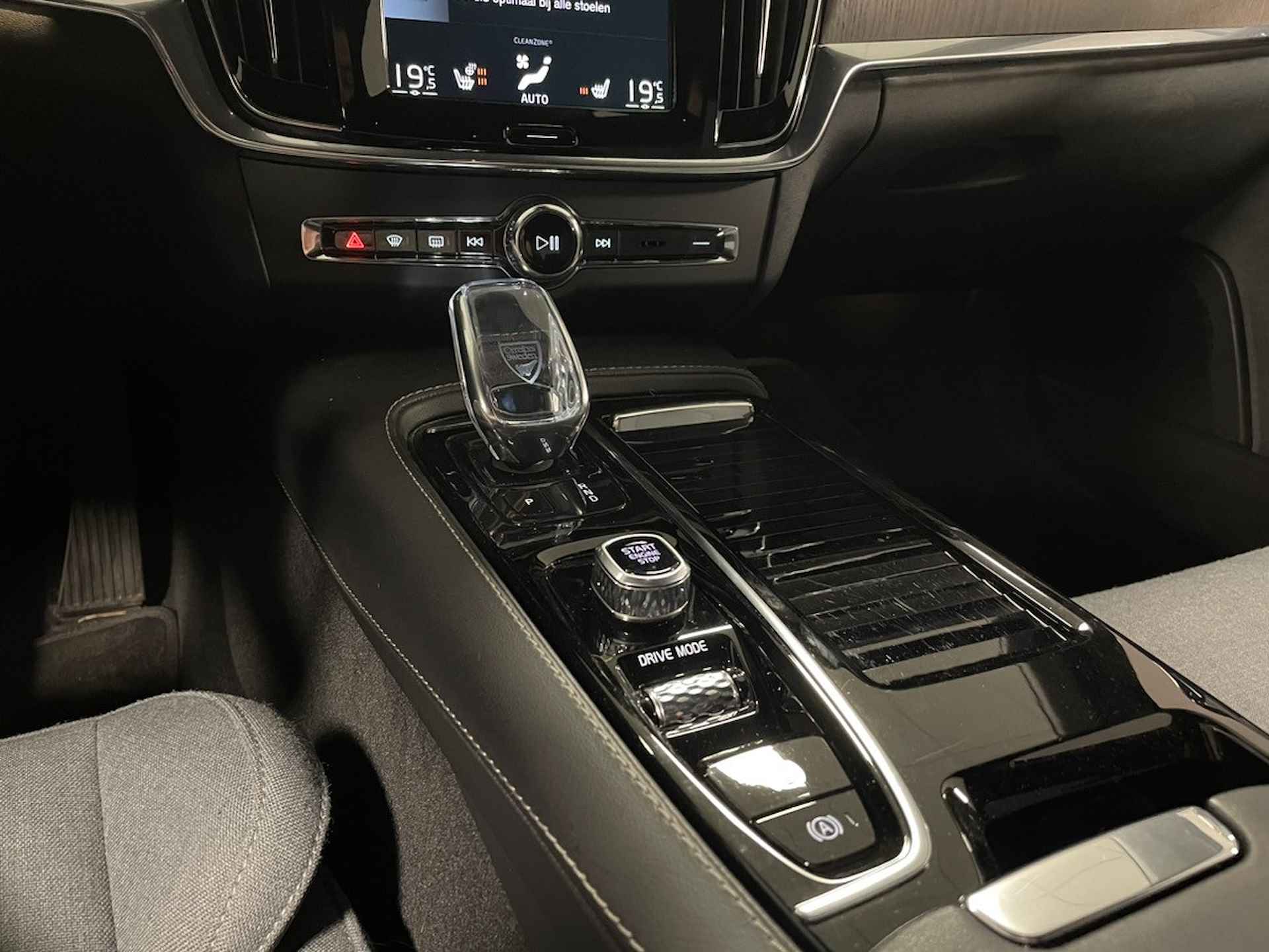 Volvo V90 T6 AWD Recharge Inscription | Harman Kardon | Adaptieve Cruise Control | Stoel en stuurwielverwarming | Full LED Meesturende kop - 32/35