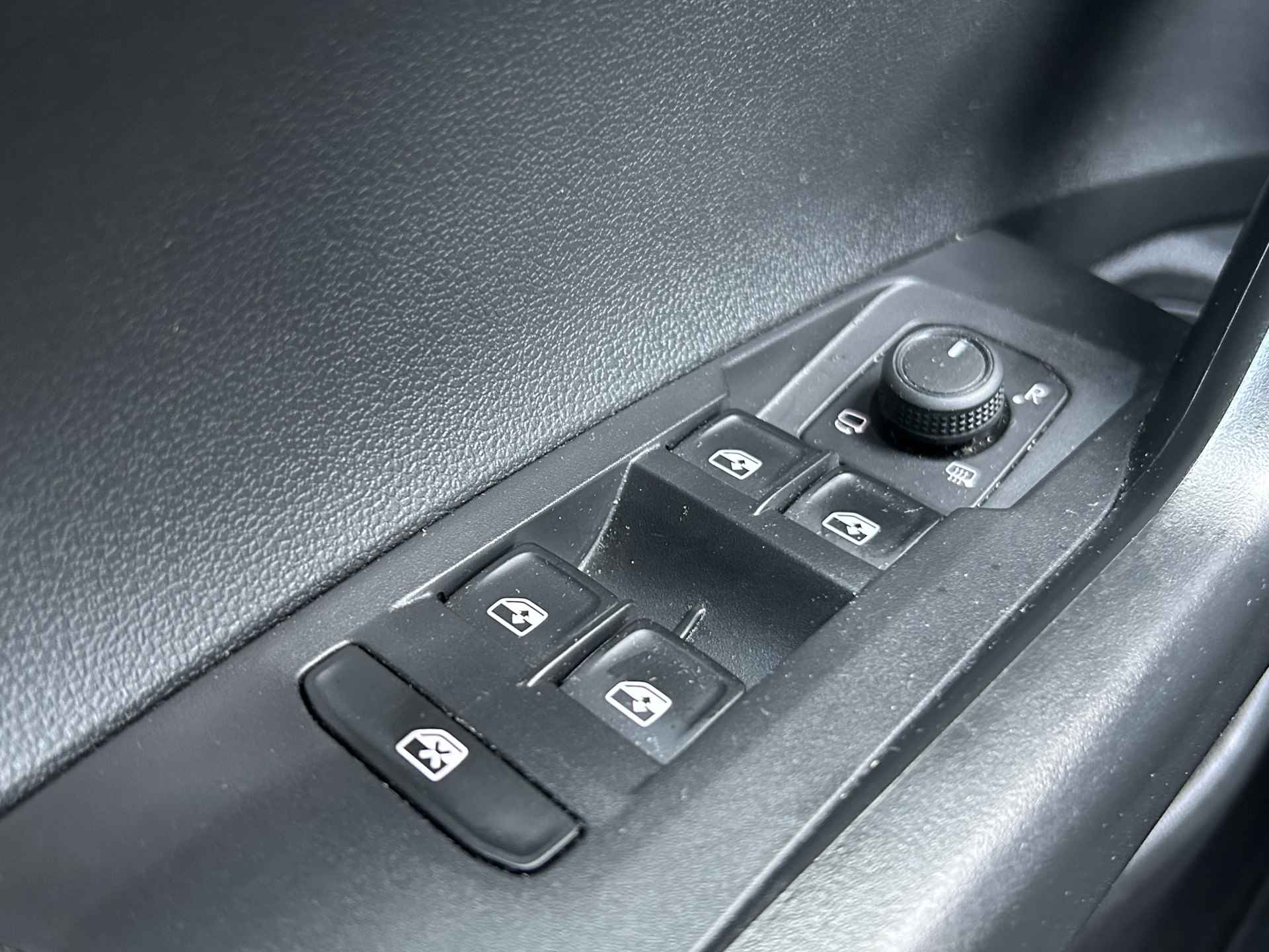 Volkswagen Polo 1.0 TSI 95 pk Life 7-DSG | Airco | Apple Carplay | Parkeersensoren V&A | | Airco | Apple Carplay | Parkeersensoren V&A | - 22/35