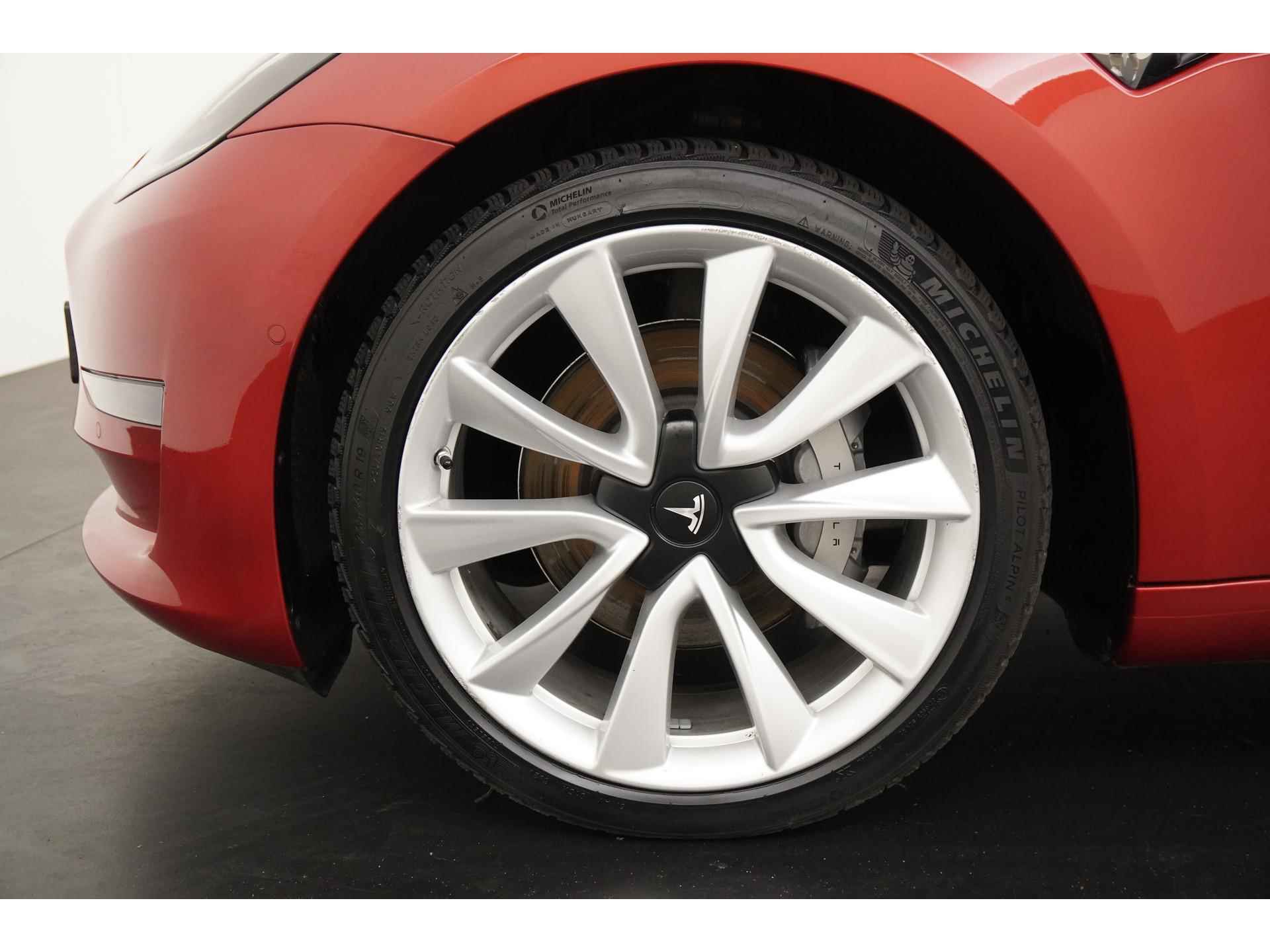 Tesla Model 3 Long Range Dual AWD | Trekhaak | Camera | Adapt.cruise | Premium audio | Zondag Open! - 32/49