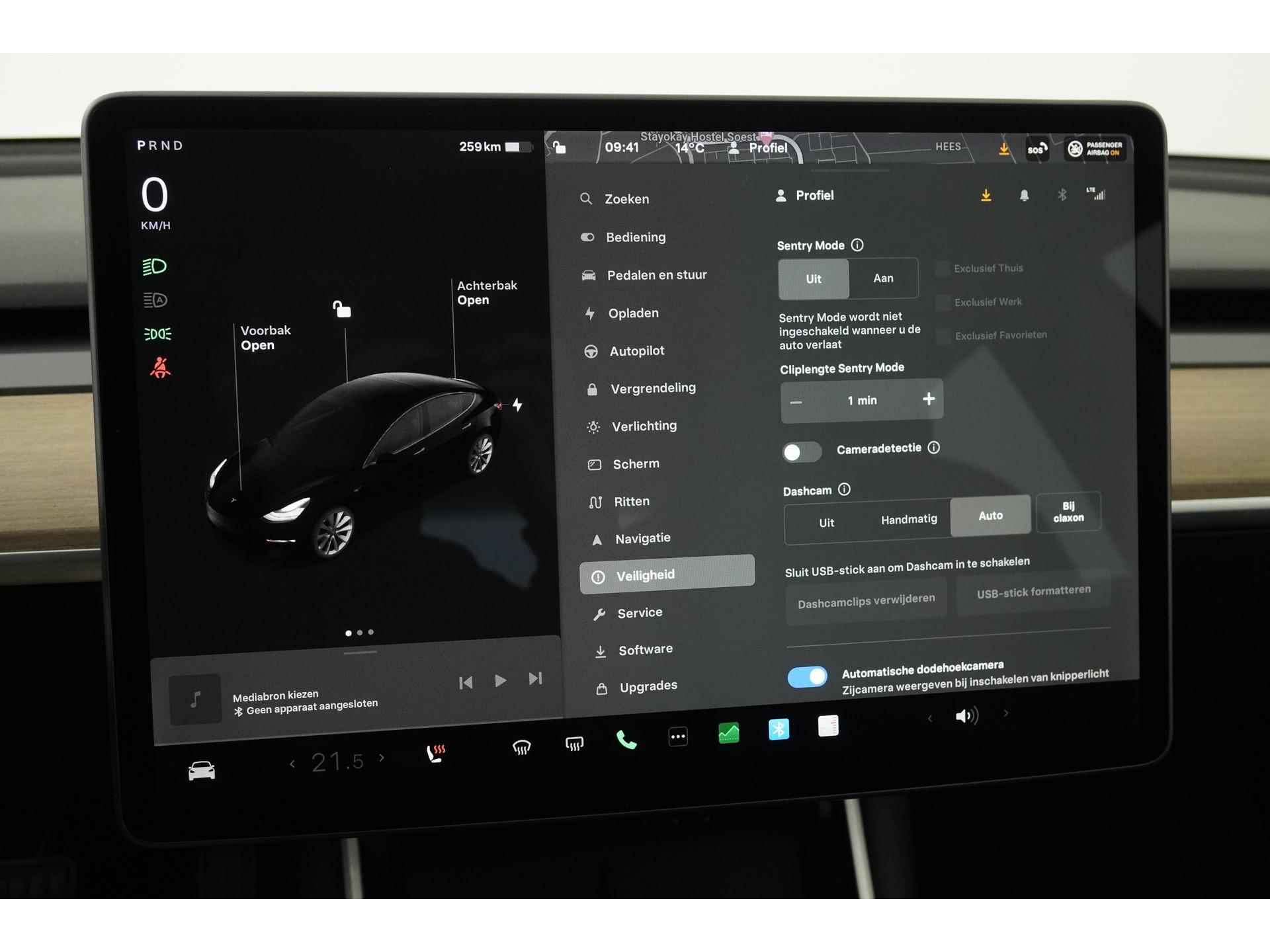 Tesla Model 3 Long Range Dual AWD | Trekhaak | Camera | Adapt.cruise | Premium audio | Zondag Open! - 44/49