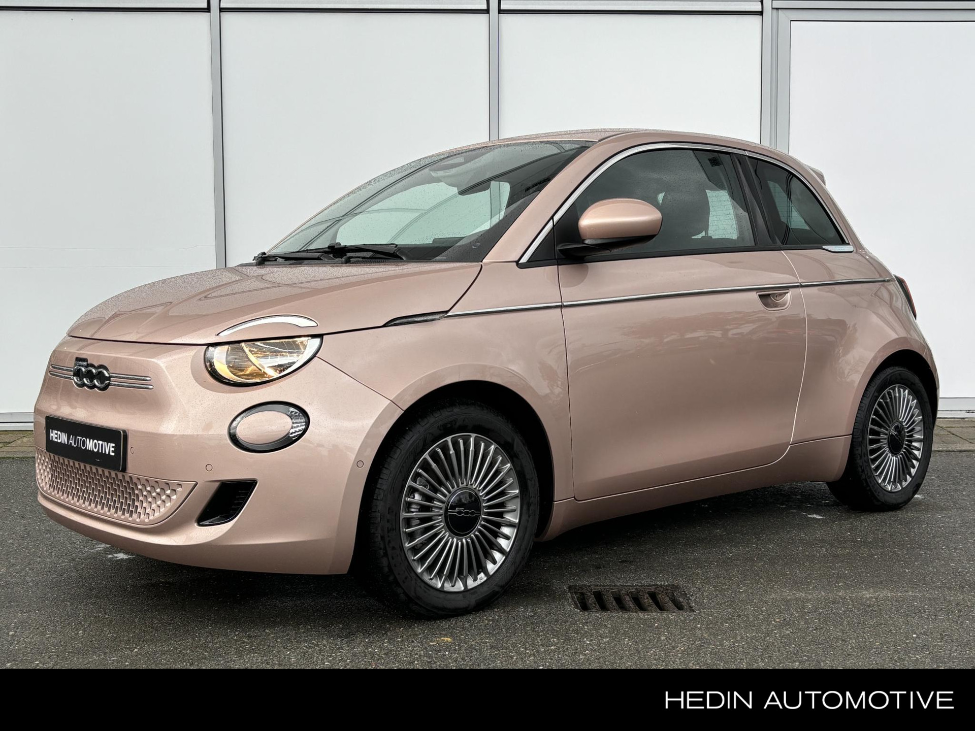 Fiat 500 42 kWh | €8.594 DEMO KORTING | STOELVERWARMING | KEYLESS | CAMERA | PARKEERSENSOREN | CARPLAY